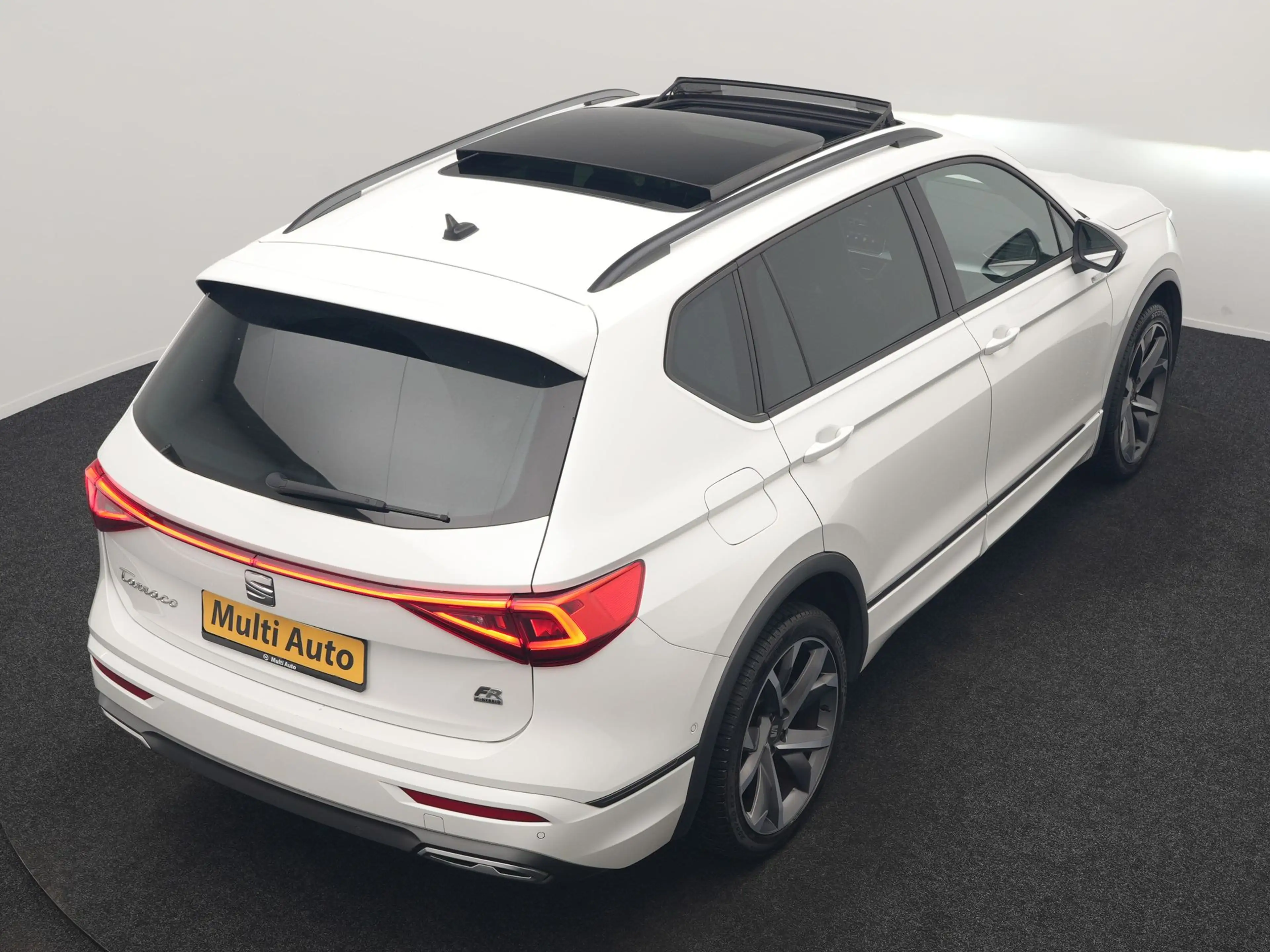 SEAT Tarraco 1.4 TSI e-Hybrid PHEV FR Business Intense 245pk De — photo 31