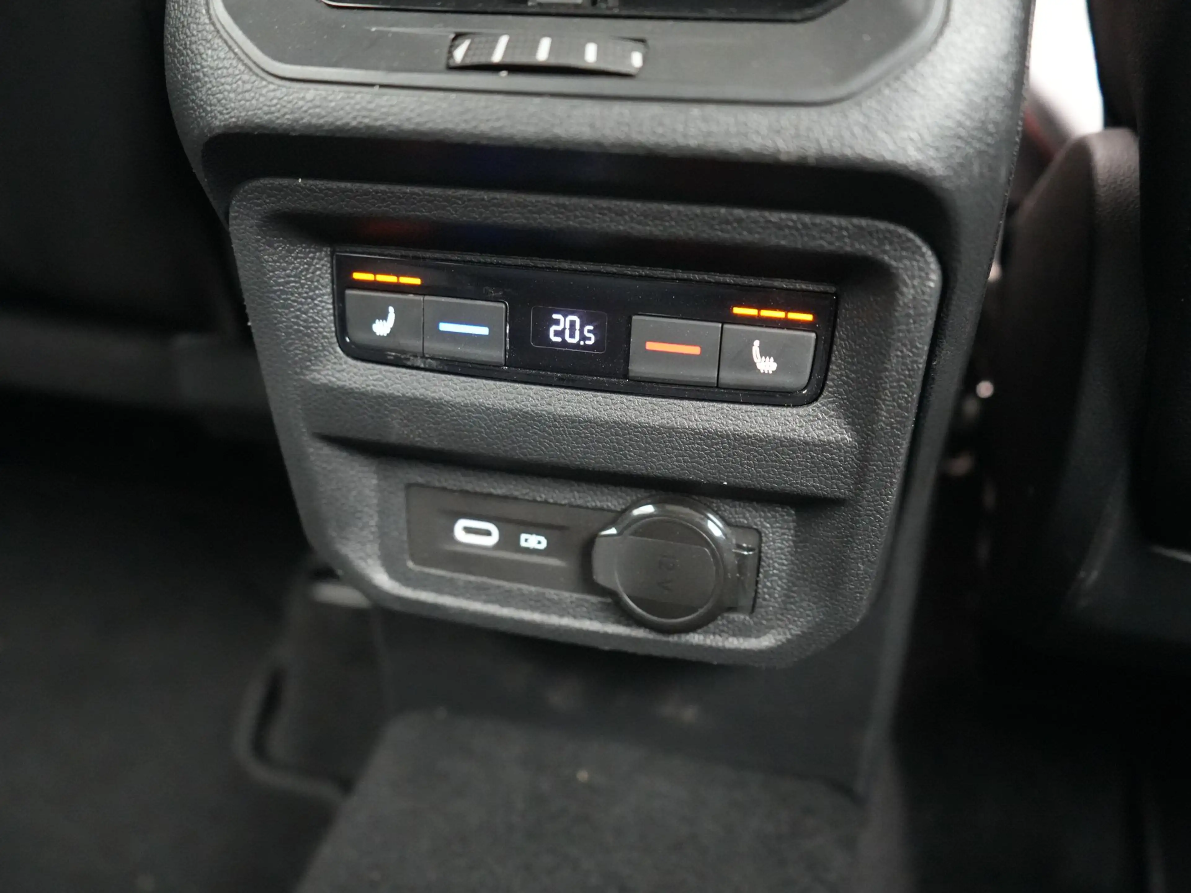 SEAT Tarraco 1.4 TSI e-Hybrid PHEV FR Business Intense 245pk De — photo 21