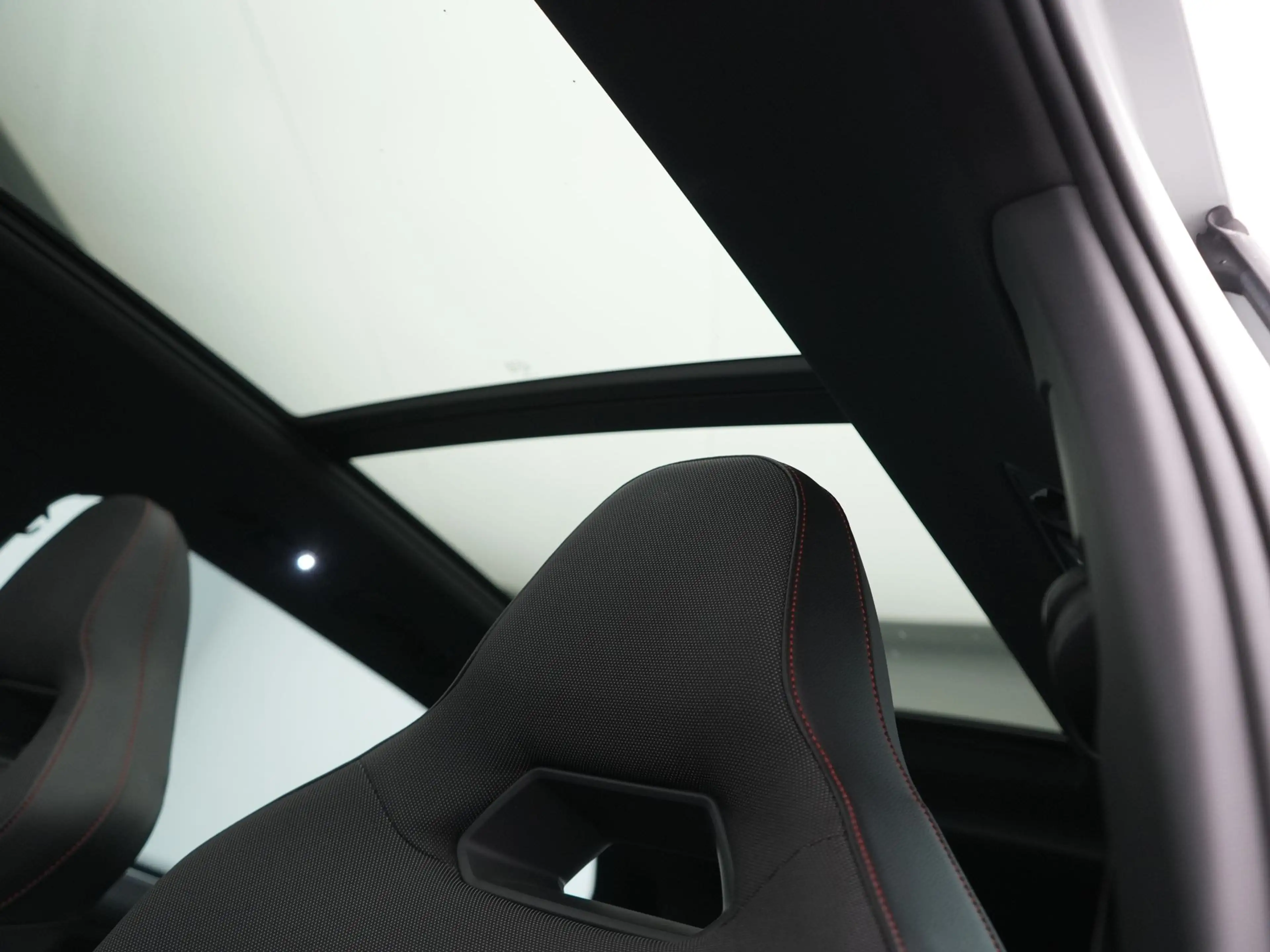 SEAT Tarraco 1.4 TSI e-Hybrid PHEV FR Business Intense 245pk De — photo 12