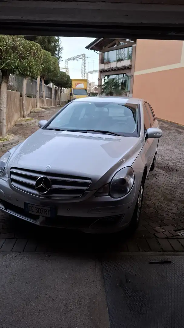 Mercedes-Benz 320 sport - 1