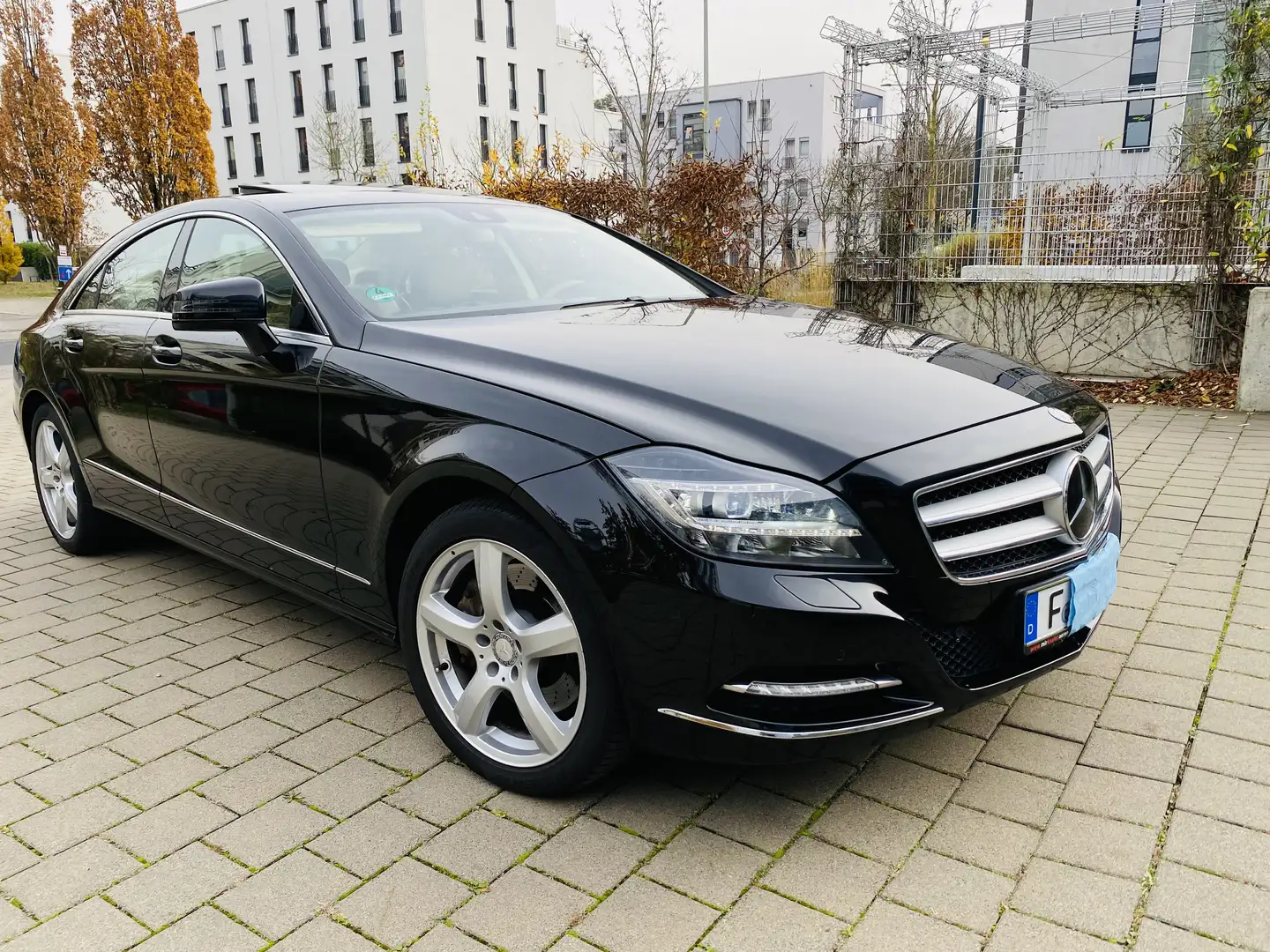 Mercedes-Benz CLS 350 CGI VOLL ACC|SPUR|AiRM|PANO|iLS|HK|TW|SHZ|NAV|LD Negru - 1