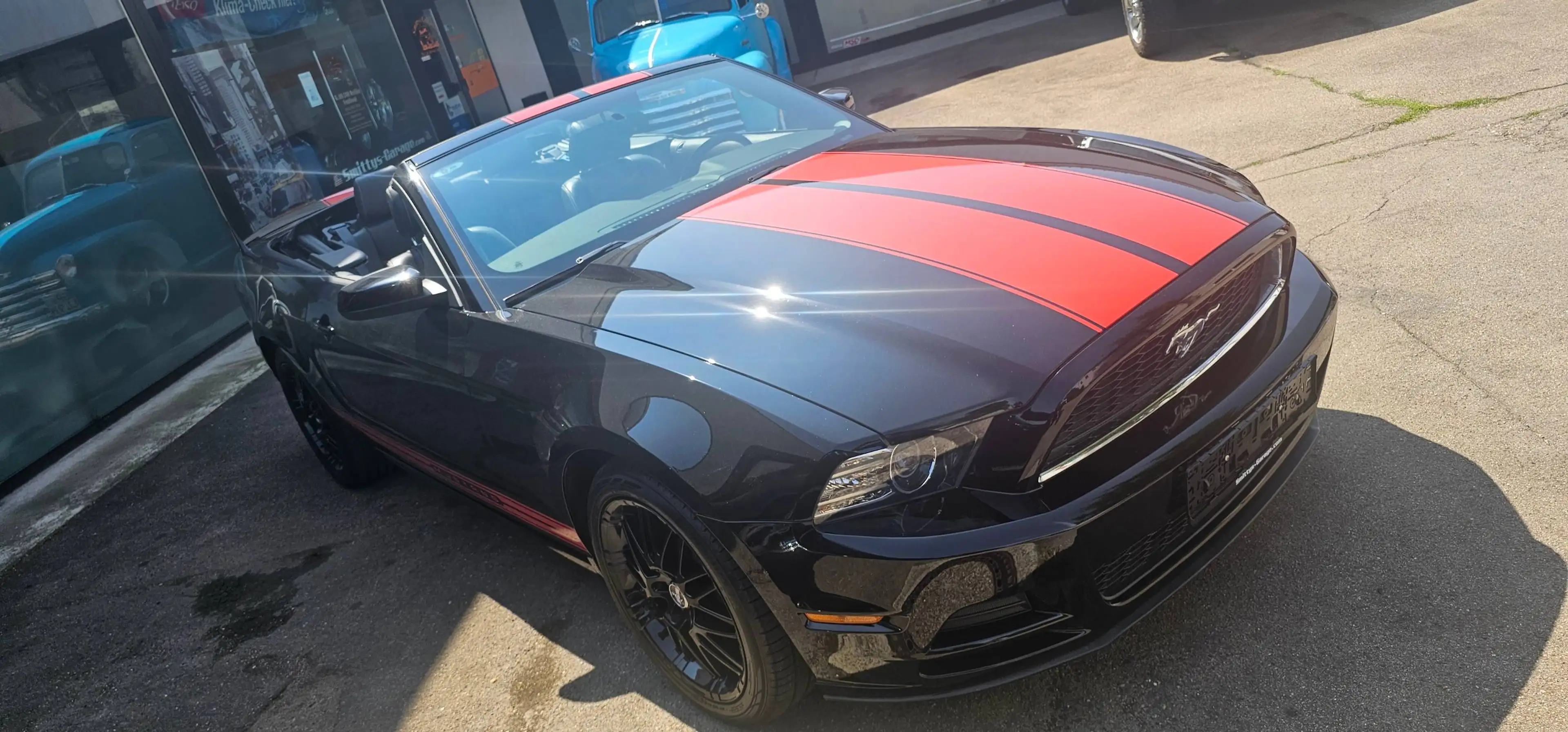 Ford Mustang V6 Cabrio — photo 10