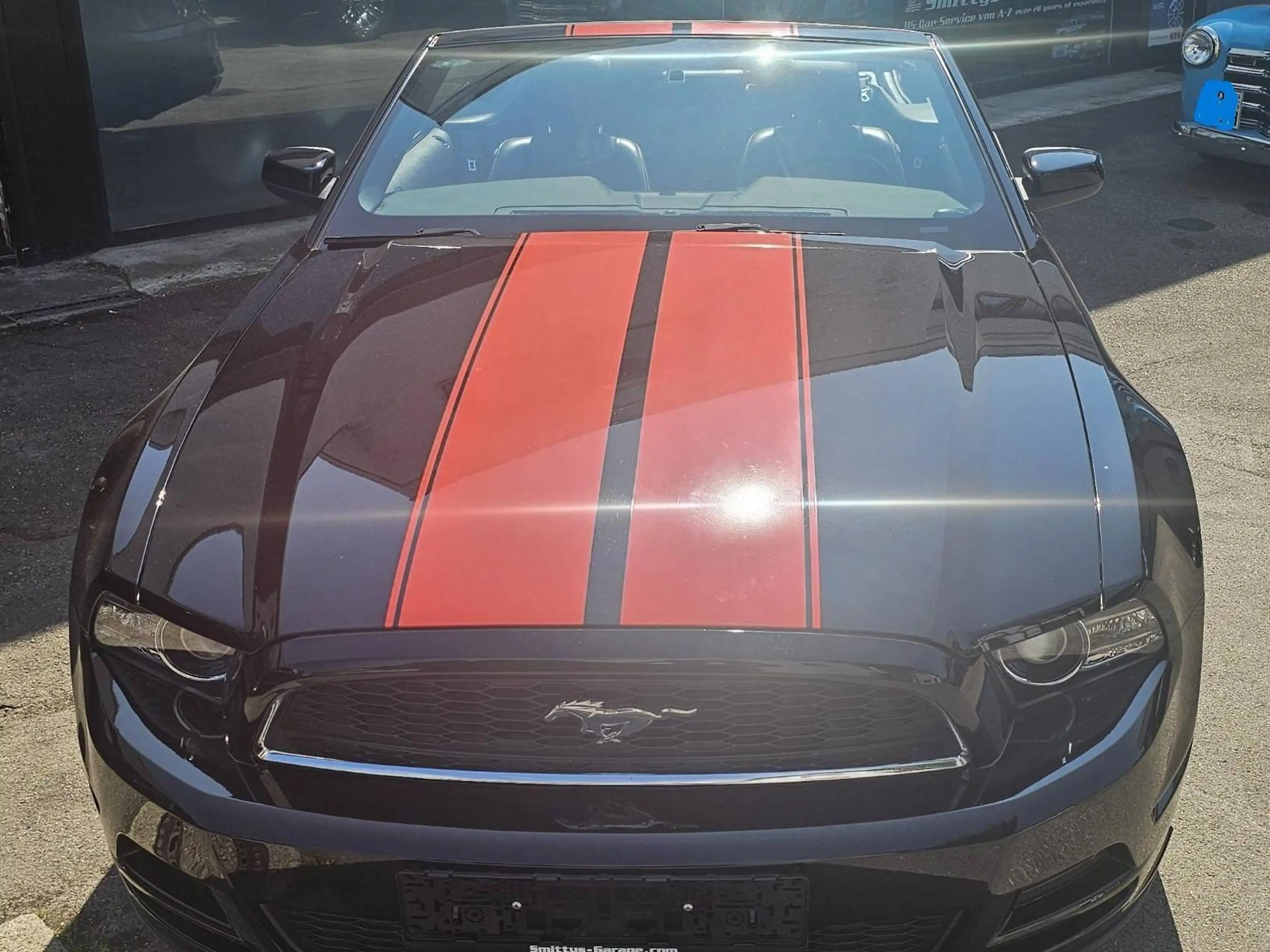 Ford Mustang V6 Cabrio — photo 13
