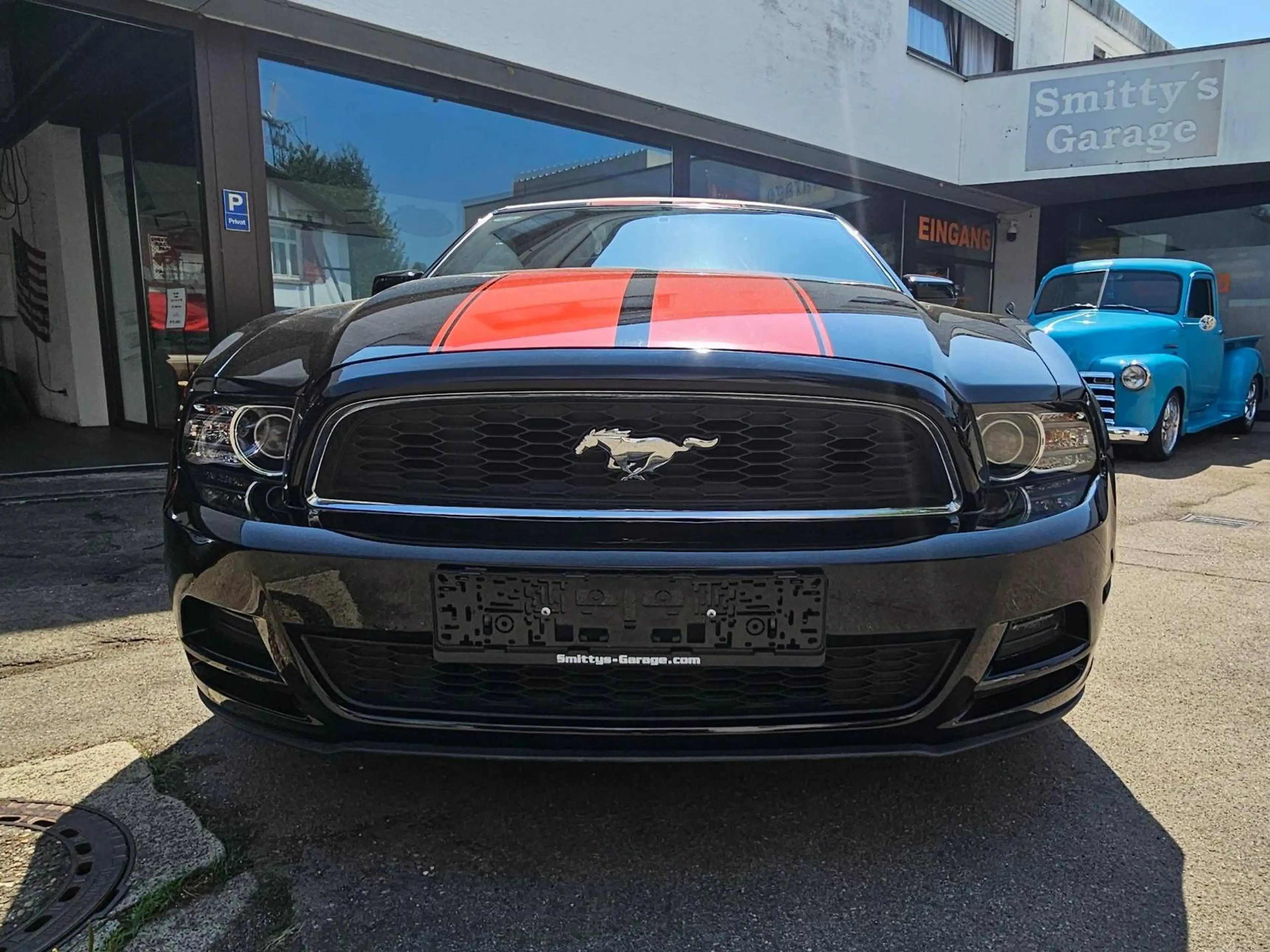 Ford Mustang V6 Cabrio — photo 12
