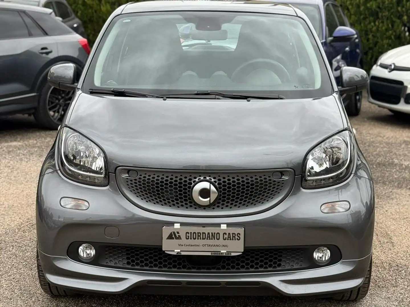 smart forFour Forfour 0.9 t Superpassion 90cv twinamic Grau - 2
