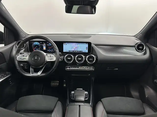 Mercedes-Benz B Class view 2