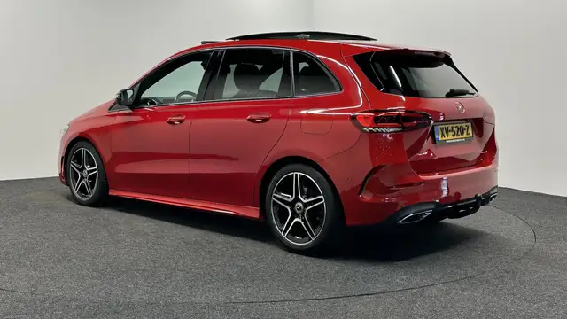 Mercedes-Benz B Class view 4