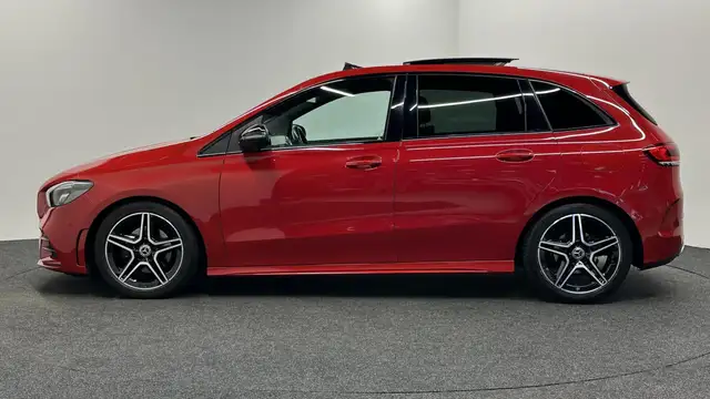 Mercedes-Benz B Class view 8