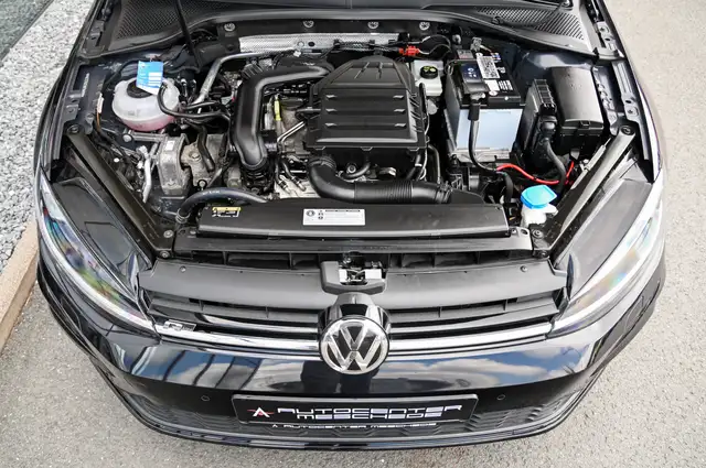 Volkswagen Golf view 7