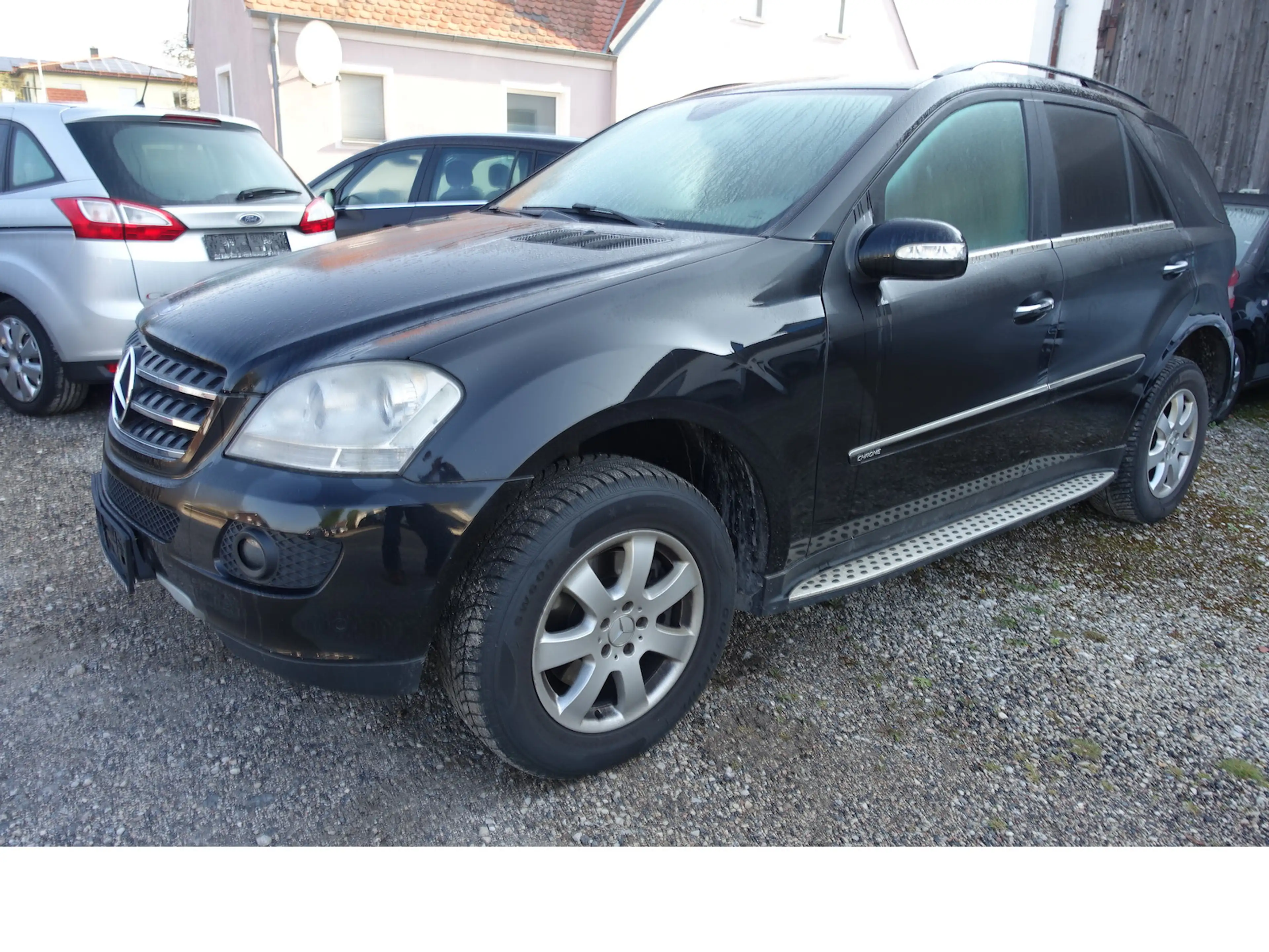 Mercedes-Benz ML 320 CDI PDC AHK Leder Ganzjahresreifen