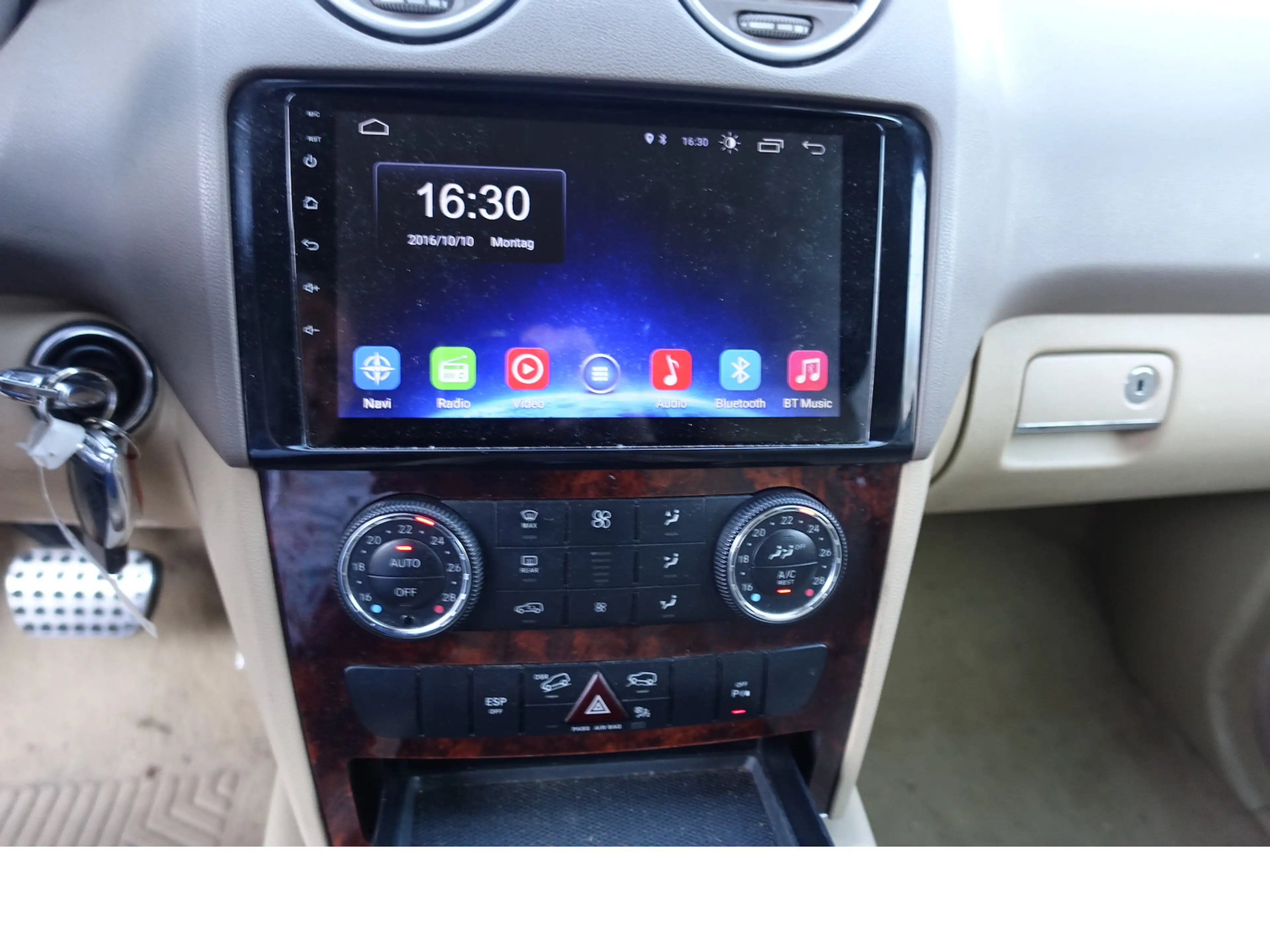 Mercedes-Benz ML 320 CDI PDC AHK Leder Ganzjahresreifen — photo 13
