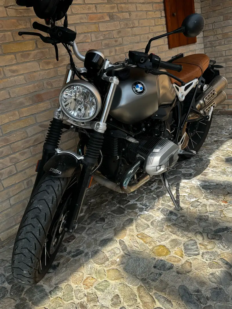 BMW R nineT completo di borse - 2