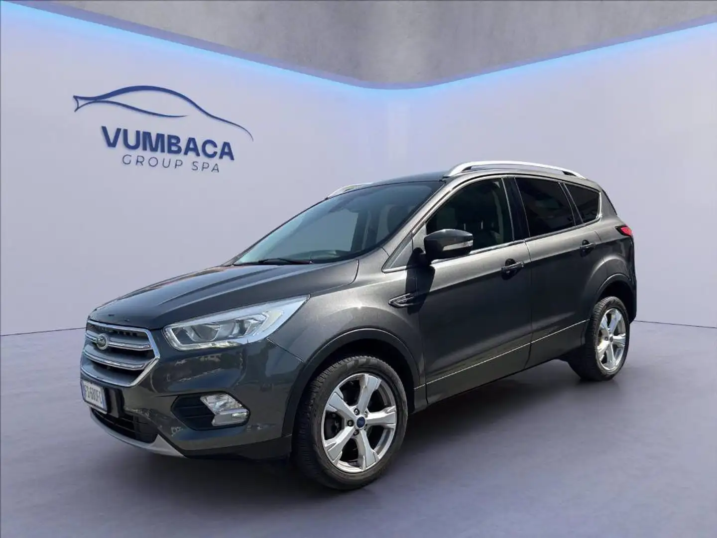 Ford Kuga 2.0 tdci Titanium s&s 2wd 120cv powershift Grigio - 1