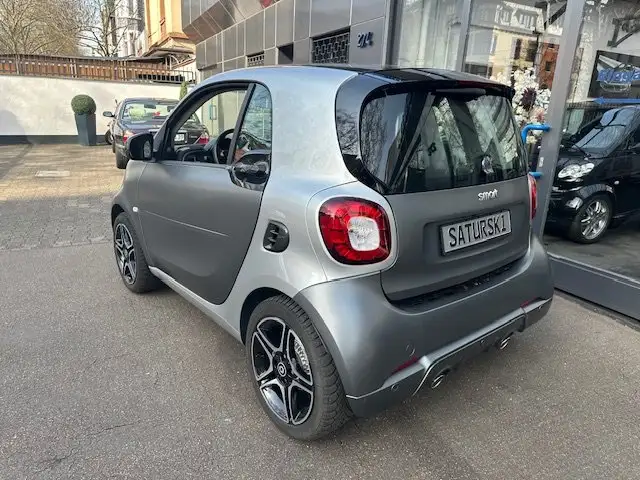 smart forTwo Turbo Panorama BRABUS Navi Sport Paket nur 24Tkm