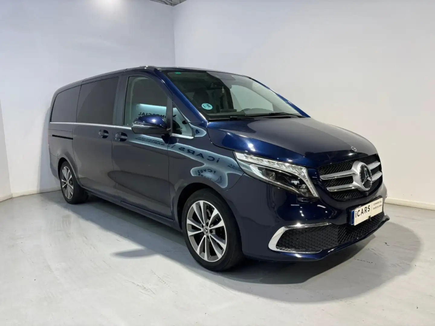 Mercedes-Benz V 250 250d Largo Avantgarde Negro - 2