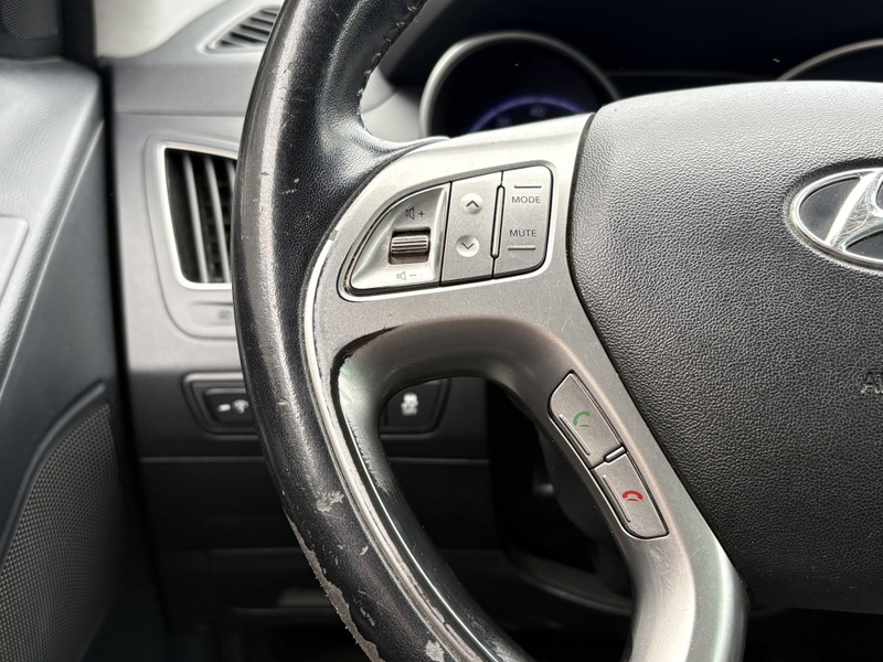 Hyundai iX35 2.0i Style — photo 9