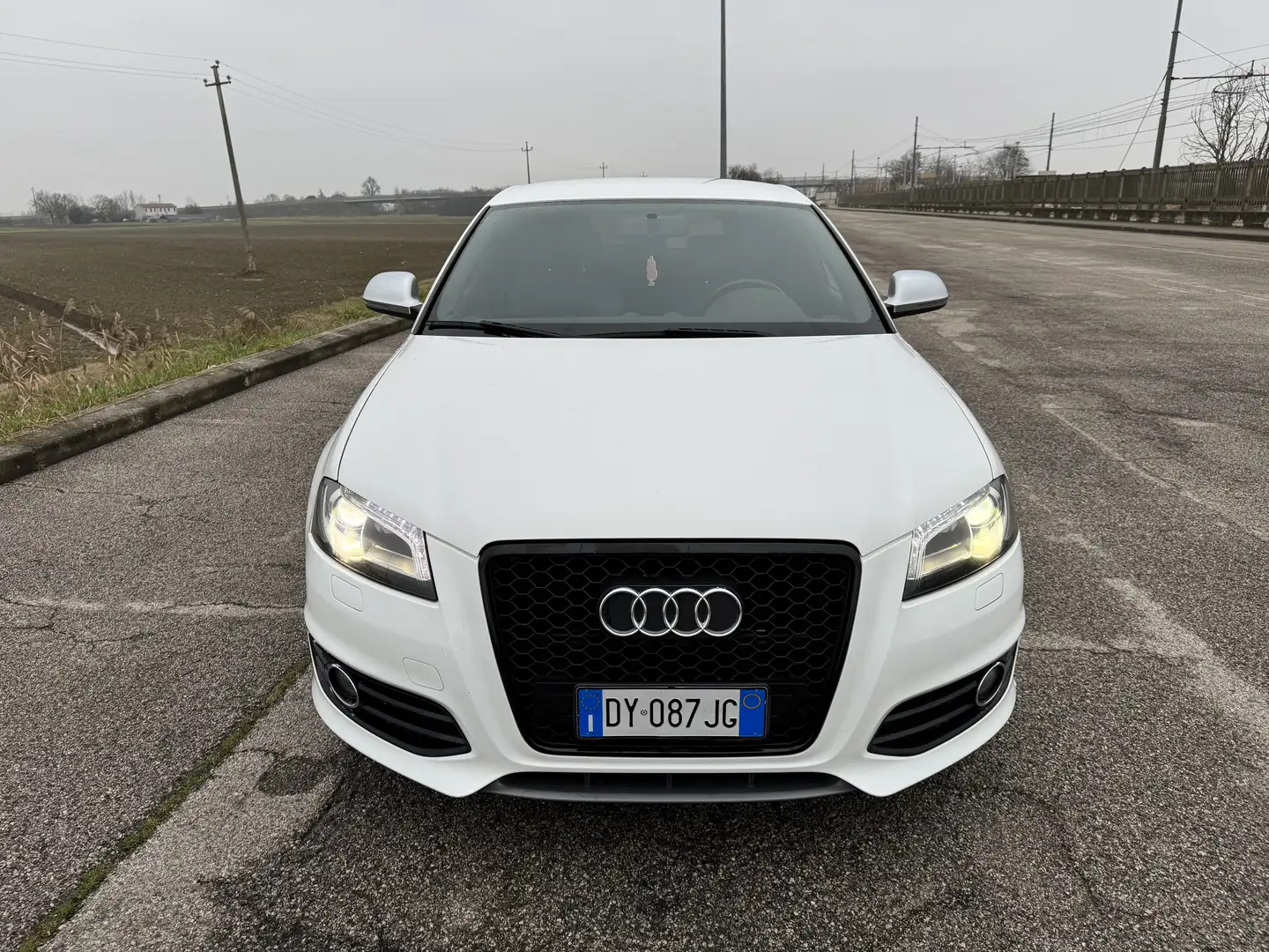Audi S3 Sportback 2.0 tfsi quattro - 2