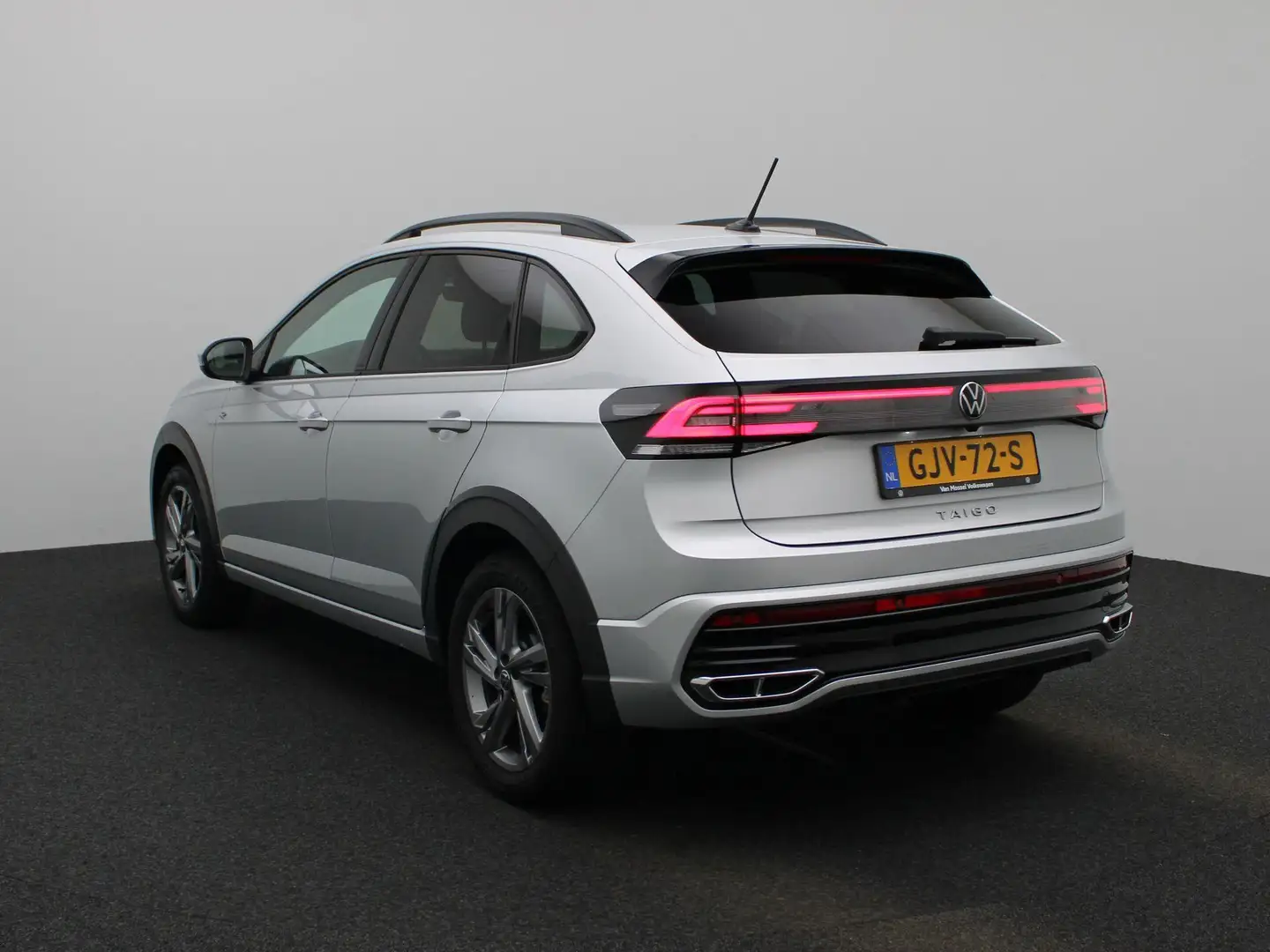 Volkswagen Taigo 1.5 TSI R-Line | 17 inch velgen | achteruitrijcame Grijs - 2