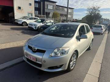 Auris 1.4 D-4D Fleet