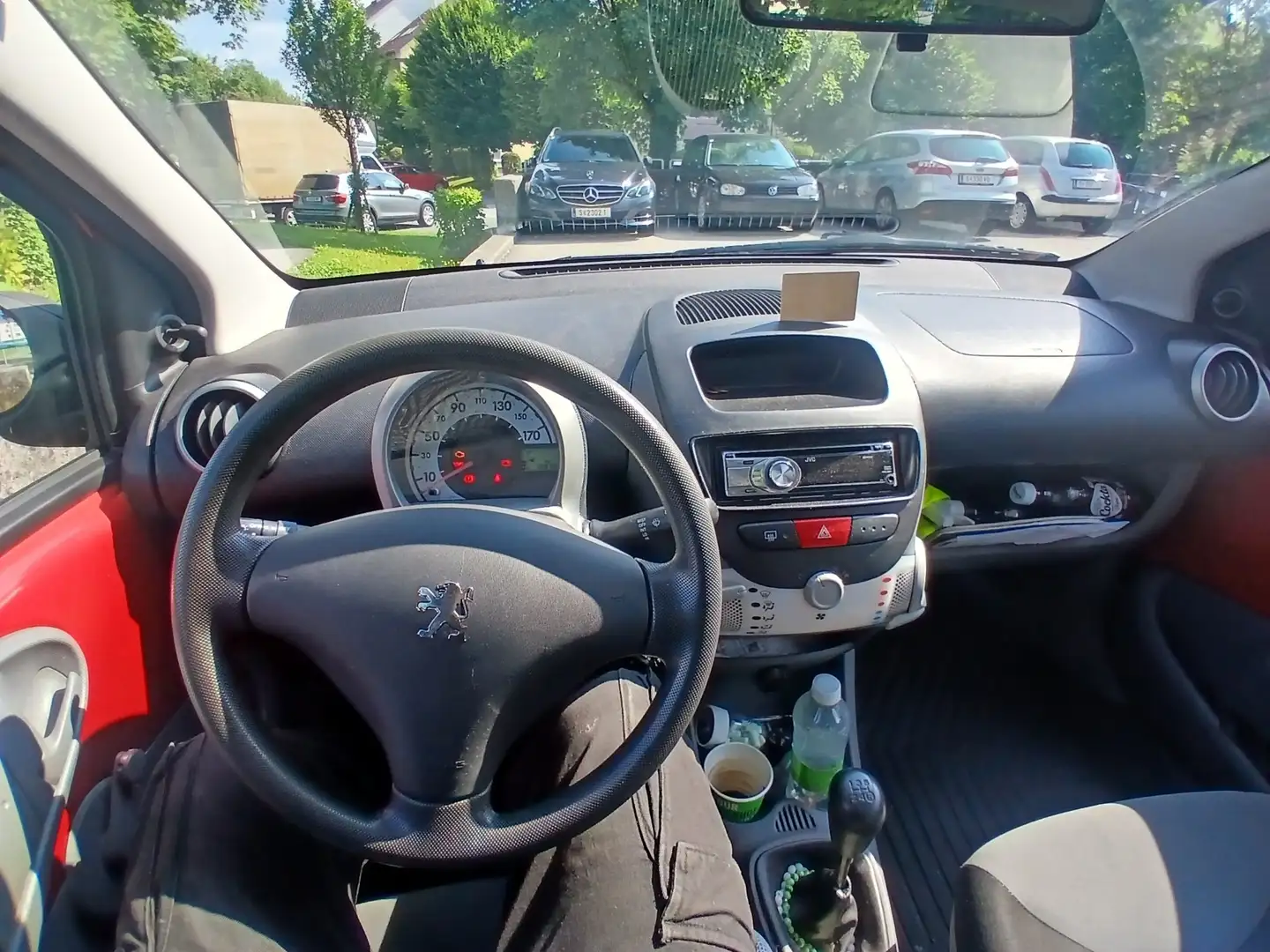 Peugeot 107 Urban 1,0 12V - 1