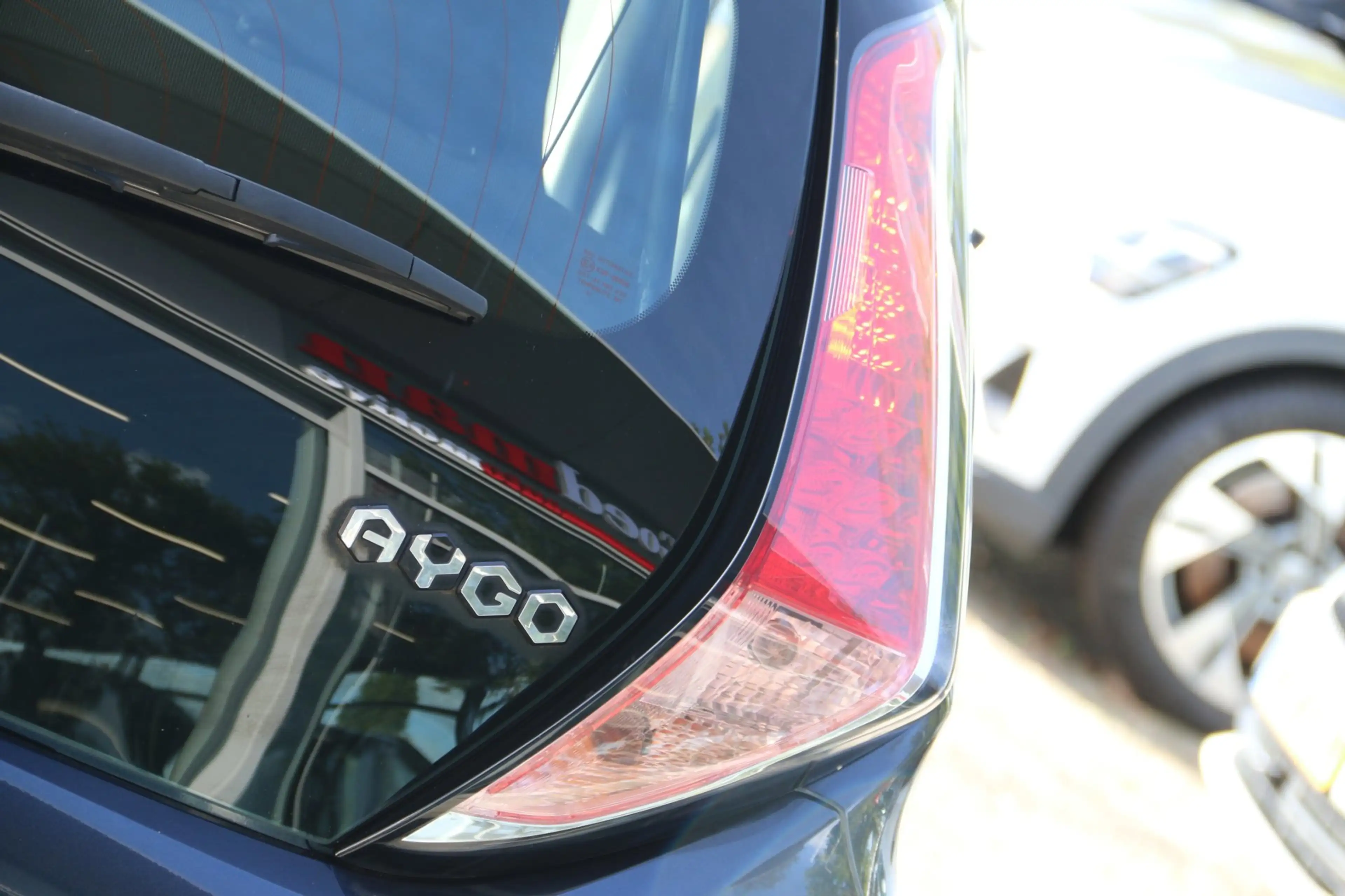 Toyota Aygo 1.0 VVT-i x-play AIRCO NL-AUTO NAP! — photo 7