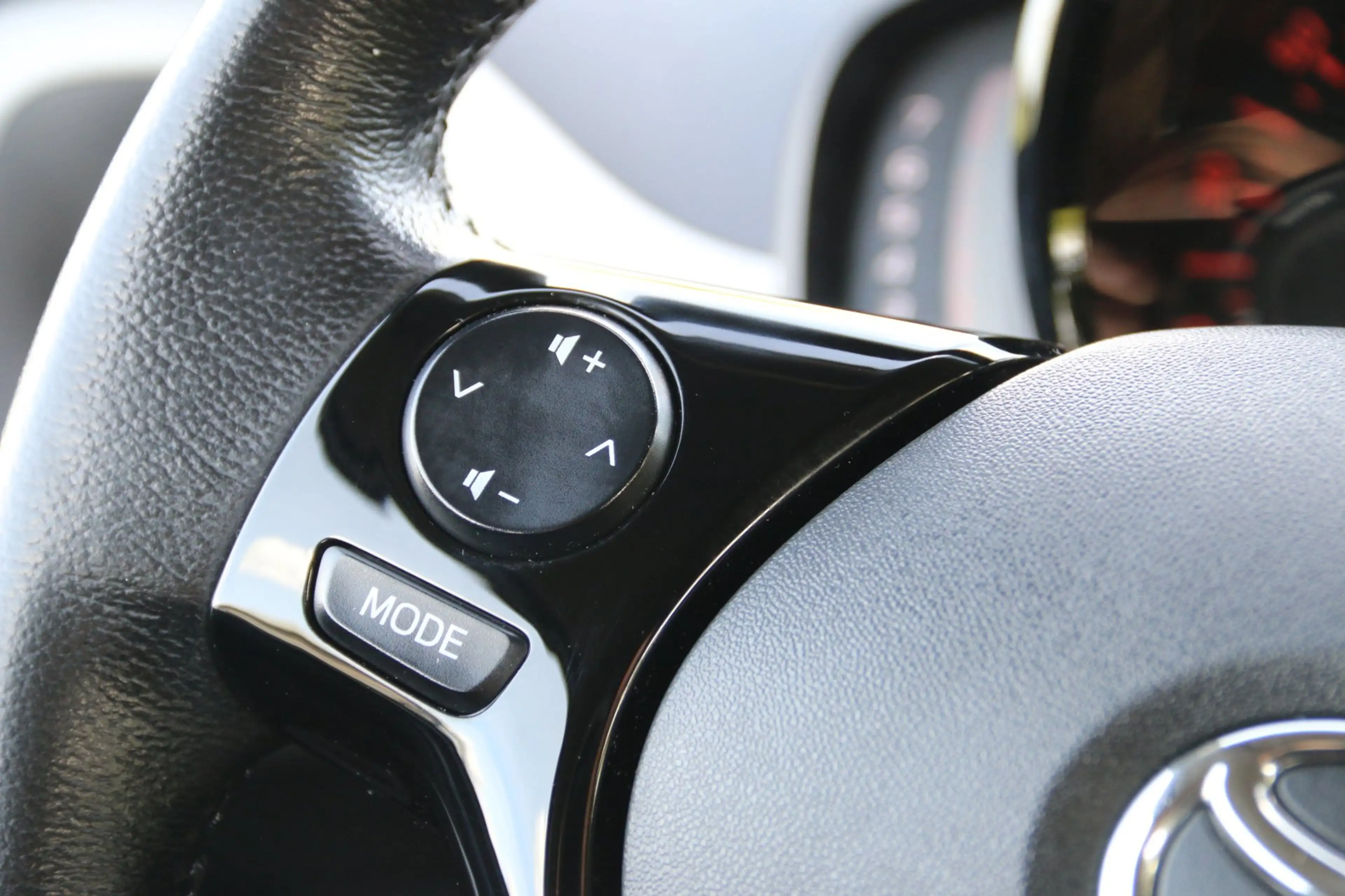 Toyota Aygo 1.0 VVT-i x-play AIRCO NL-AUTO NAP! — photo 15