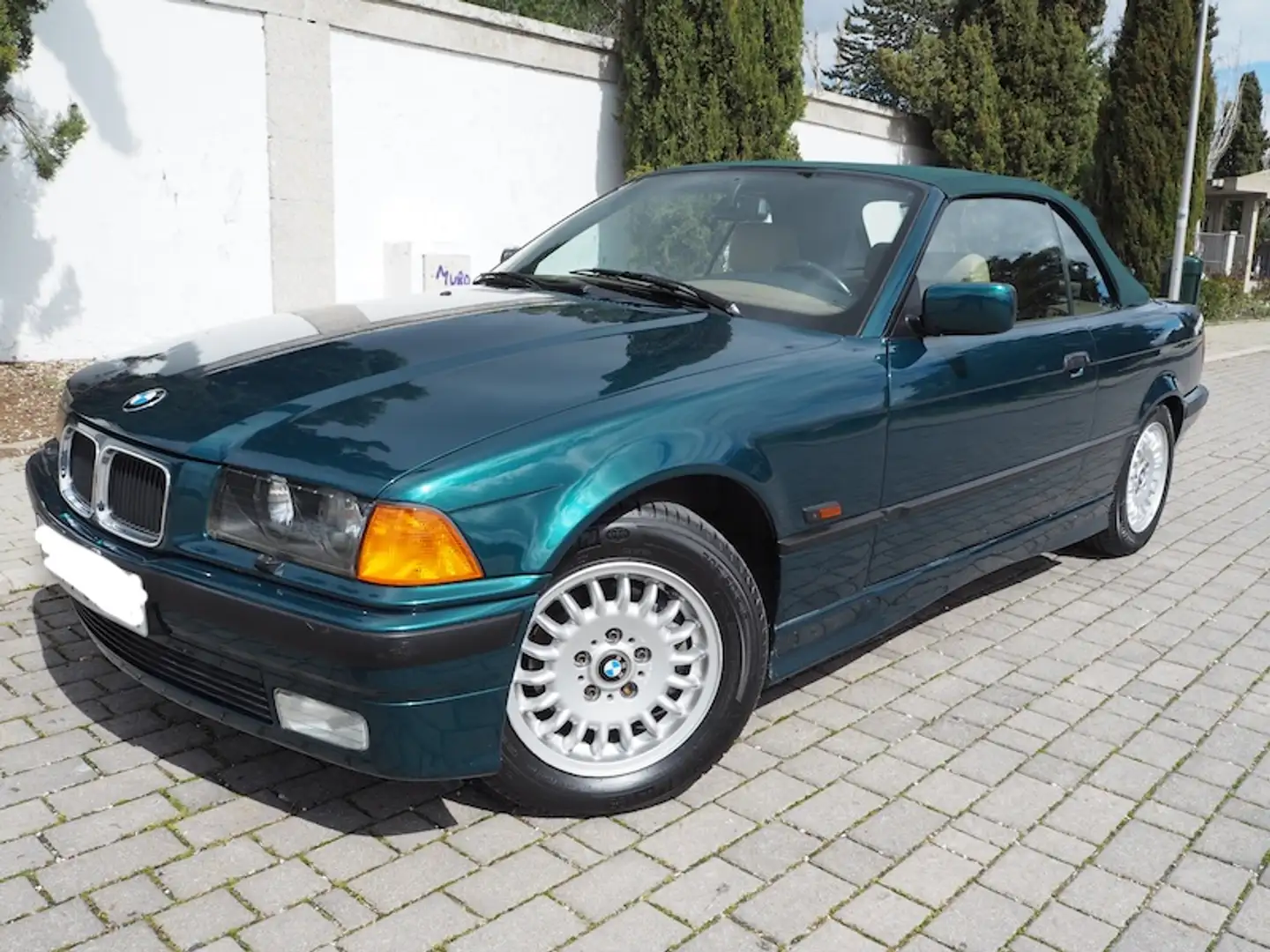 BMW 328 328i Cabriolet Aut. SE Verde - 1