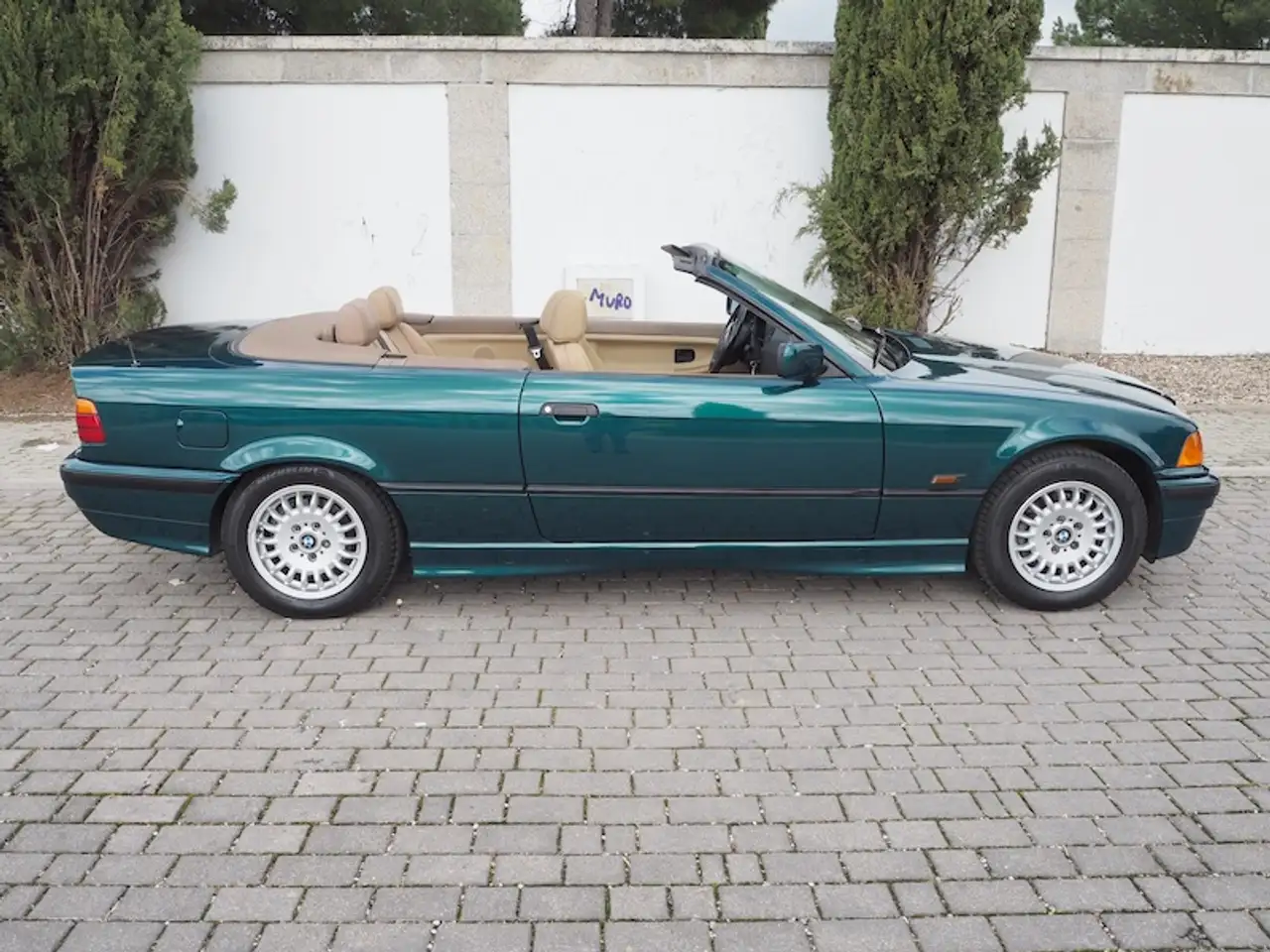 BMW 328i Cabriolet Aut. SE, foto 10