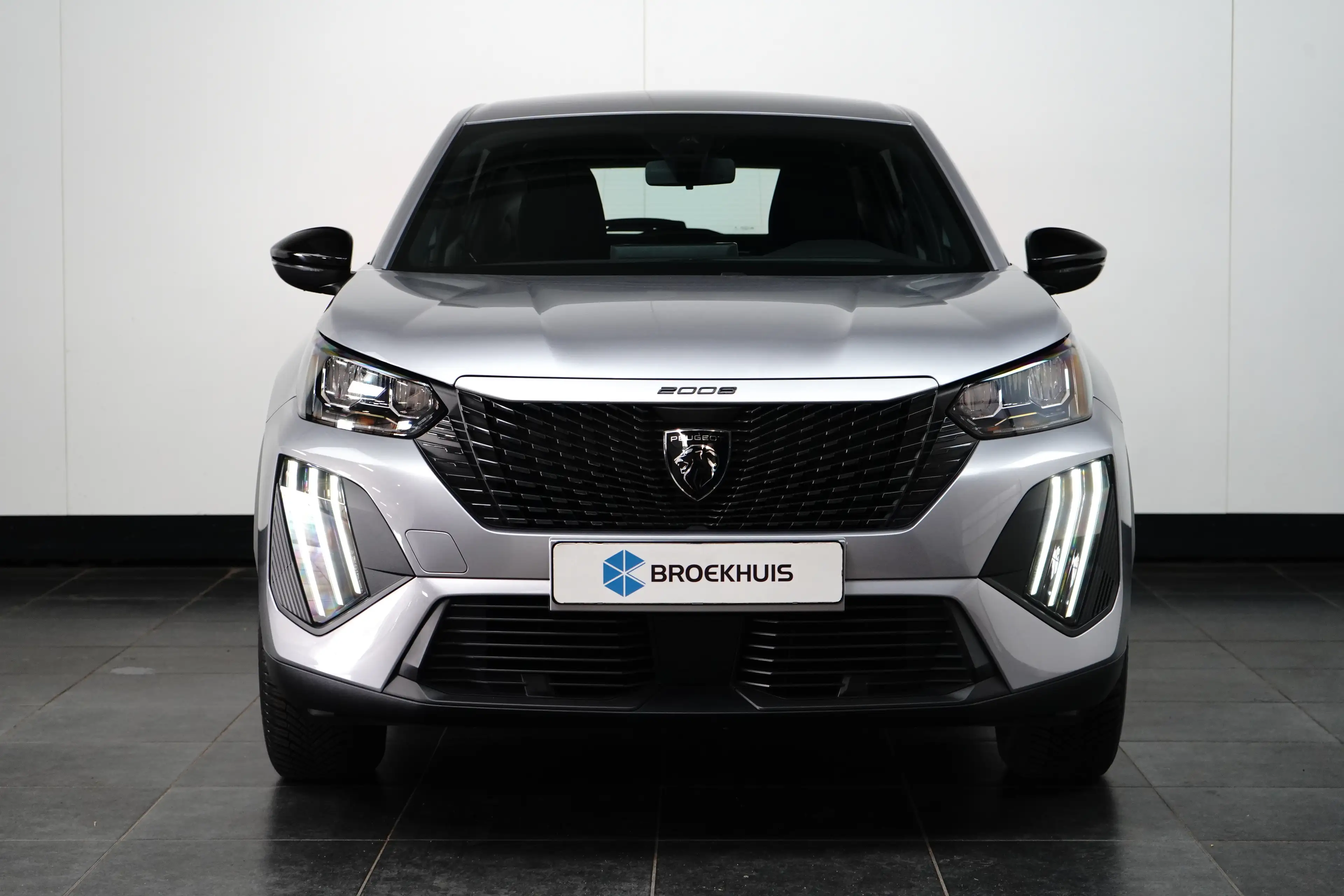 Peugeot e-2008 EV Active 50 kWh — photo 2