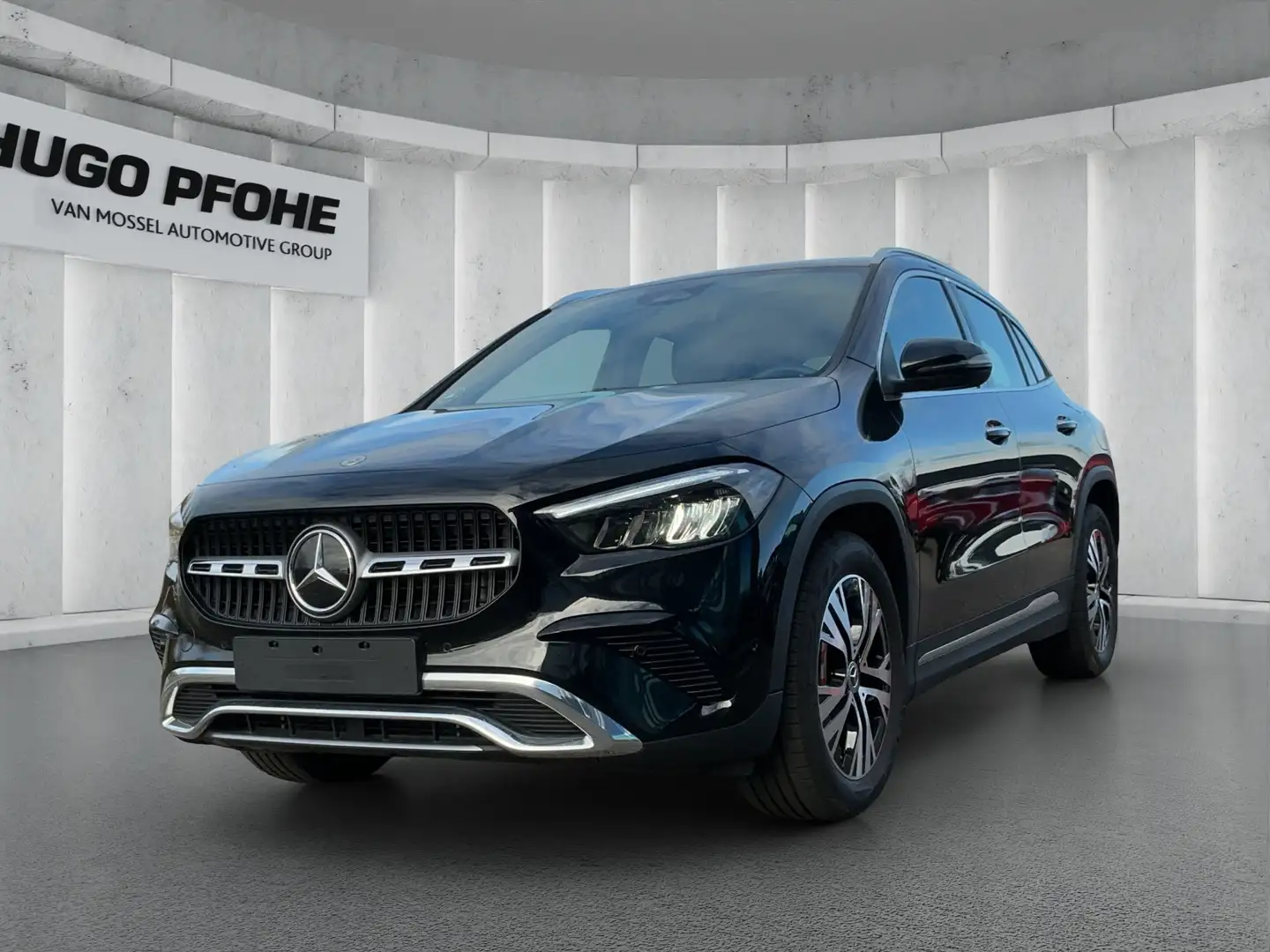 Mercedes-Benz GLA 200 Progressive (EURO 6e) Schwarz - 1