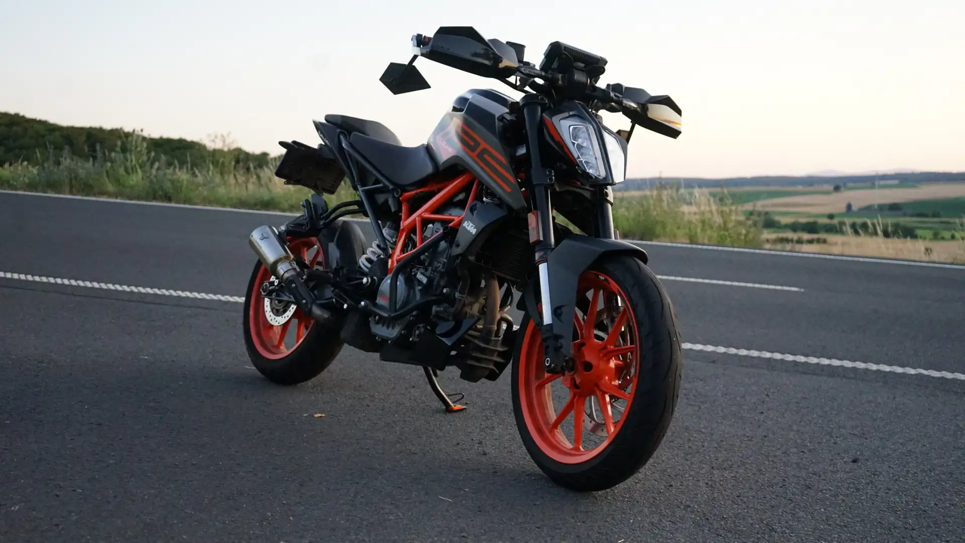 KTM 125 Duke Negru - 1