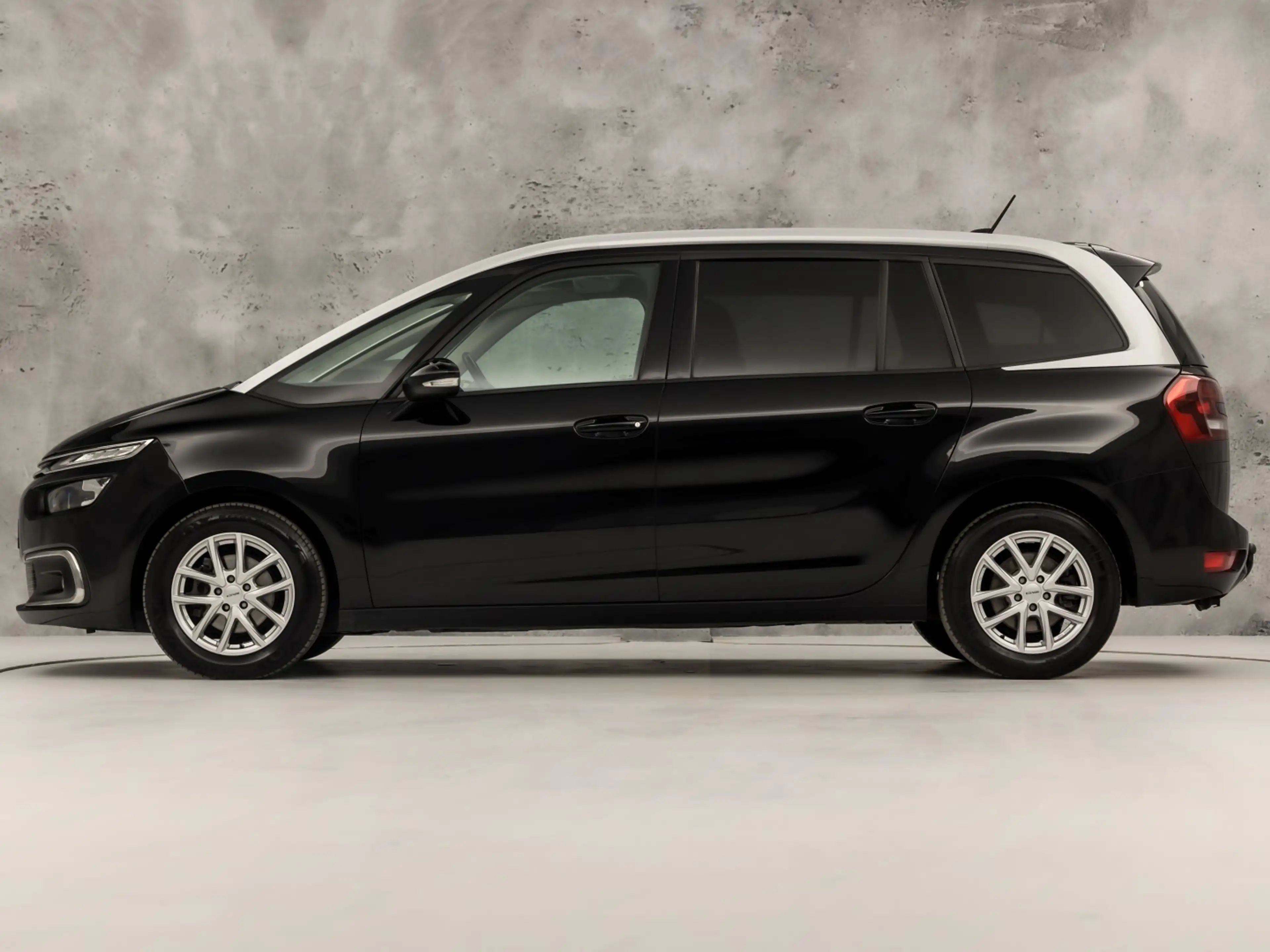 Citroen Grand C4 SpaceTourer 1.2 PureTech Sport 7 Persoons (APPLE CARPLAY, NAVI — photo 2