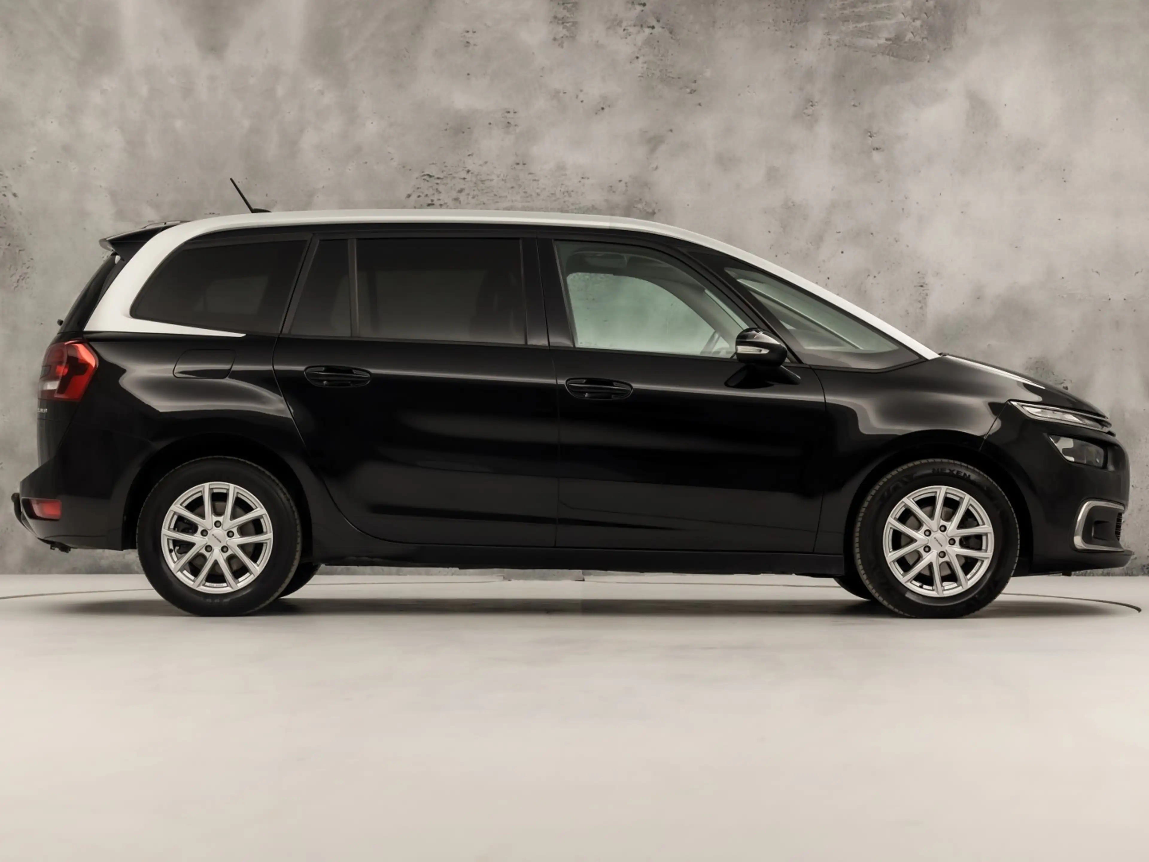 Citroen Grand C4 SpaceTourer 1.2 PureTech Sport 7 Persoons (APPLE CARPLAY, NAVI — photo 4