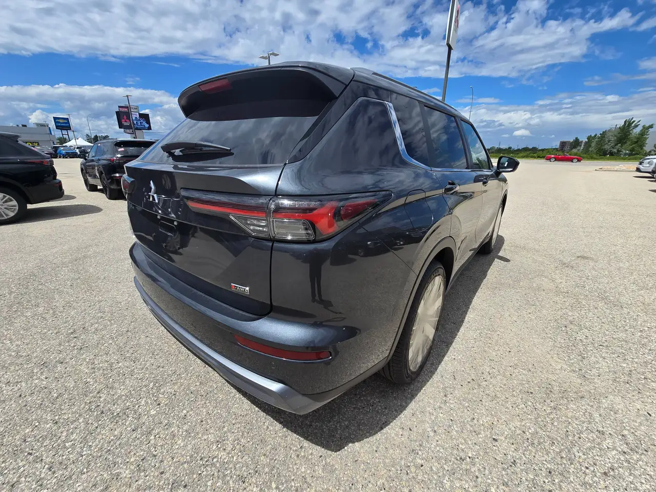 Mitsubishi Outlander fotografie Mitsubishi Outlander