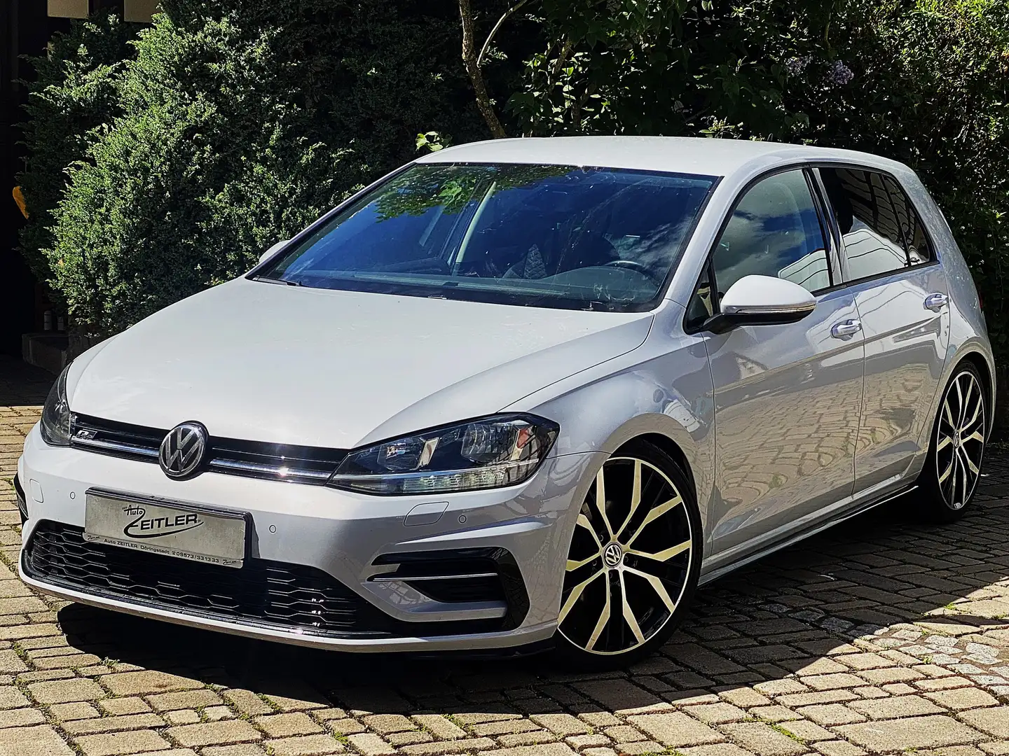 Volkswagen Golf R-line 19"Alu+Tuning+Navi...GARANTIE 5,99% Gris - 1