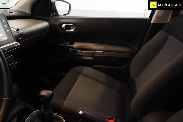 Citroen C4 Cactus view 16