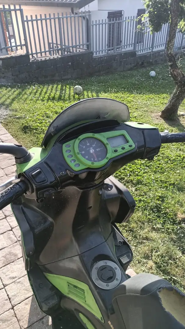Gilera Runner 50 NRG Grün - 2