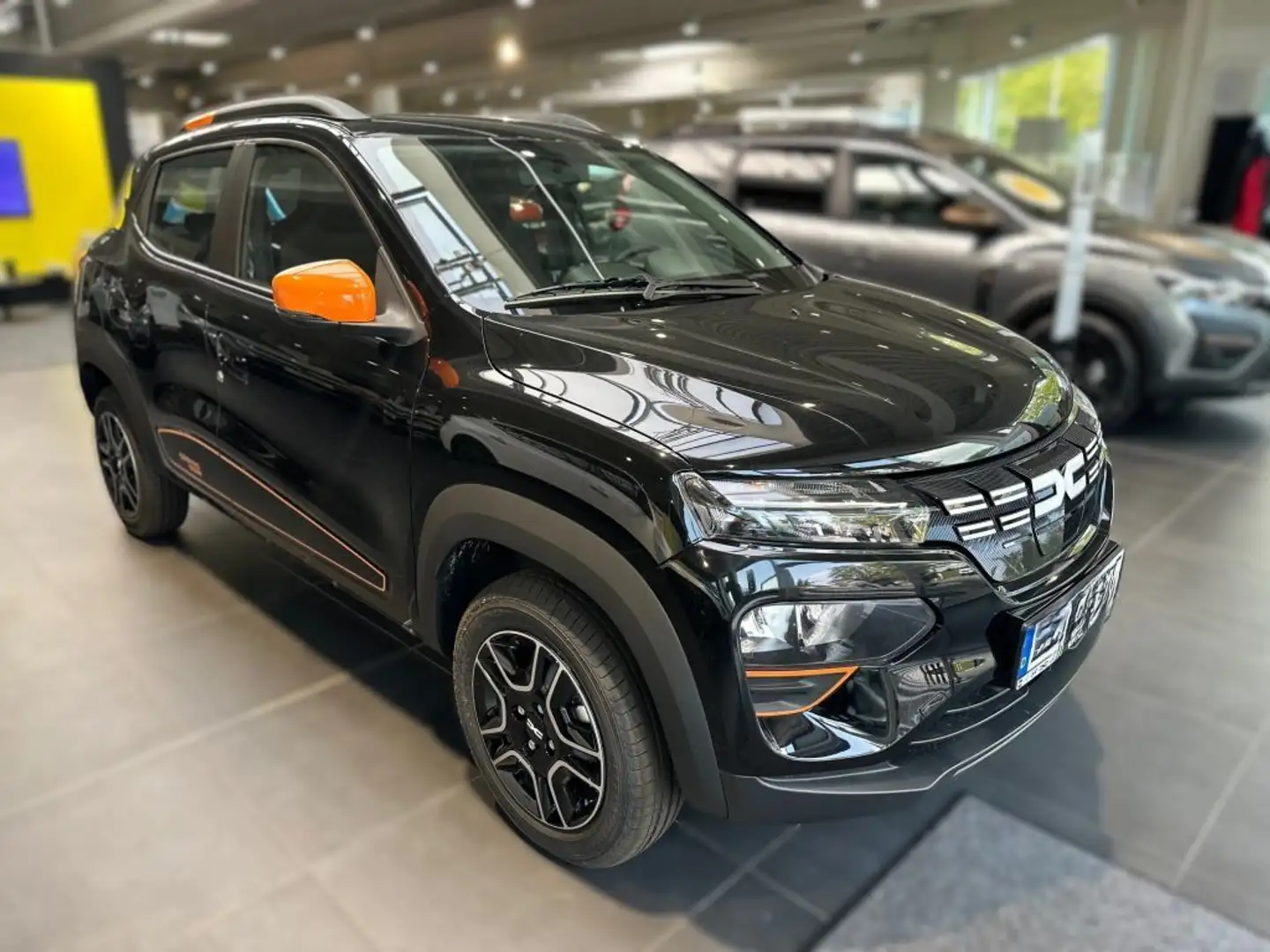 Dacia Spring Essential Schwarz - 2