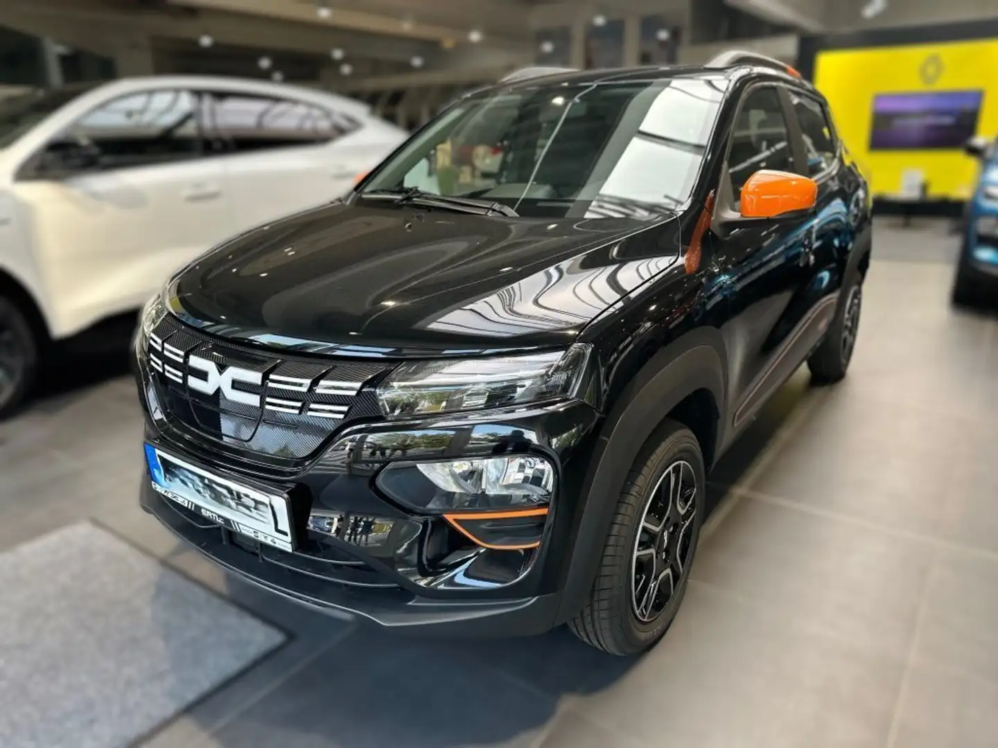 Dacia Spring Essential Schwarz - 1