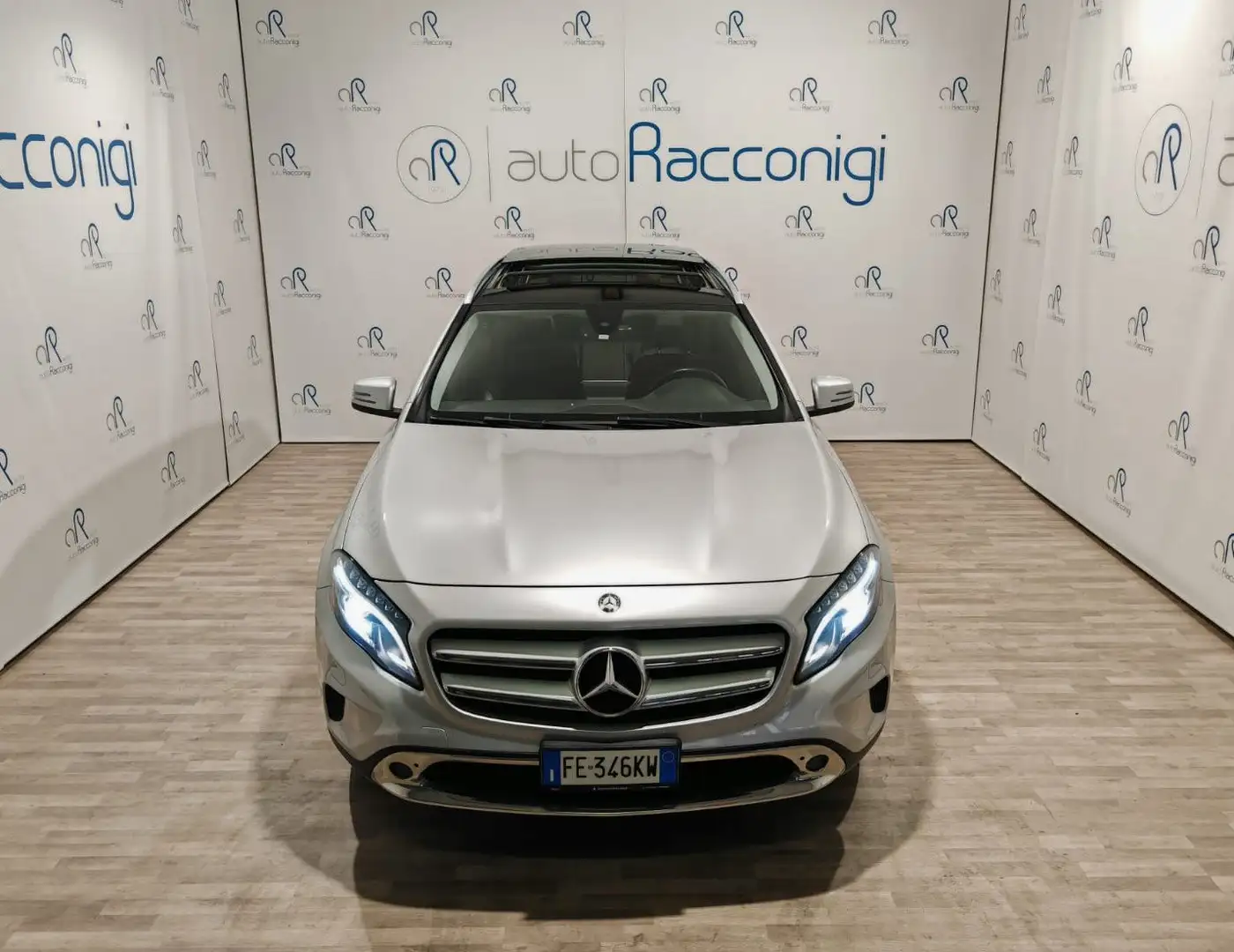 Mercedes-Benz GLA 180 GLA 180 Sport auto- Tetto apribile/Navi/Telecamera Argento - 1