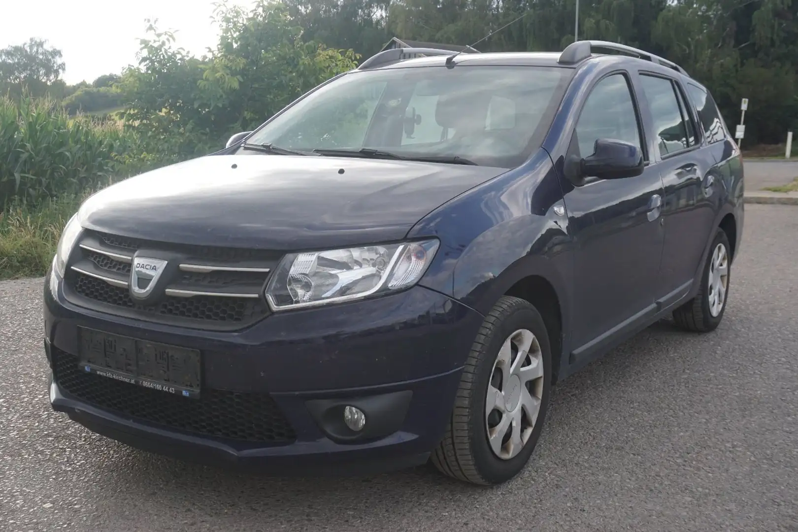Dacia Logan MCV Laureate dCi 90 Blau - 2