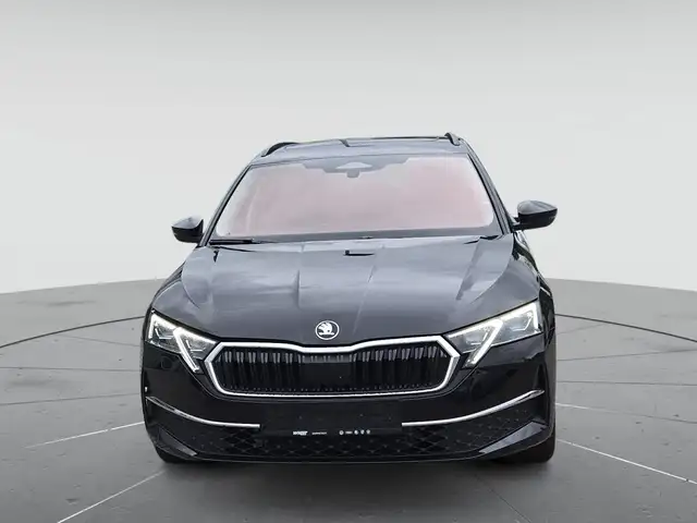 Skoda Octavia view 2