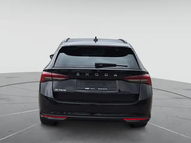 Skoda Octavia view 7