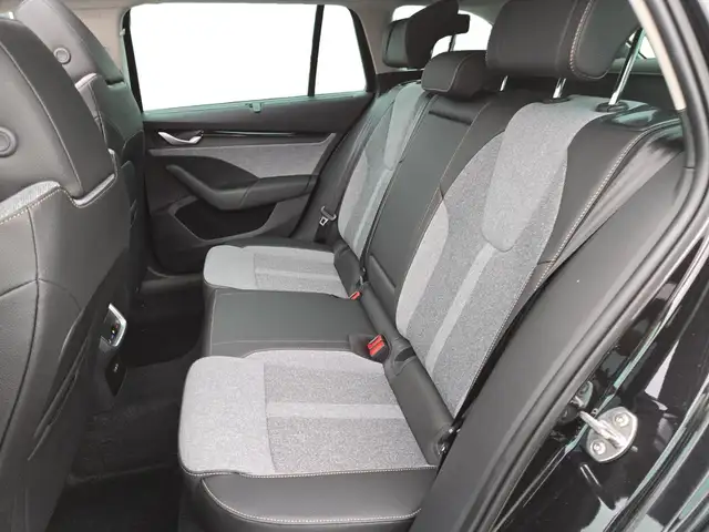 Skoda Octavia view 10