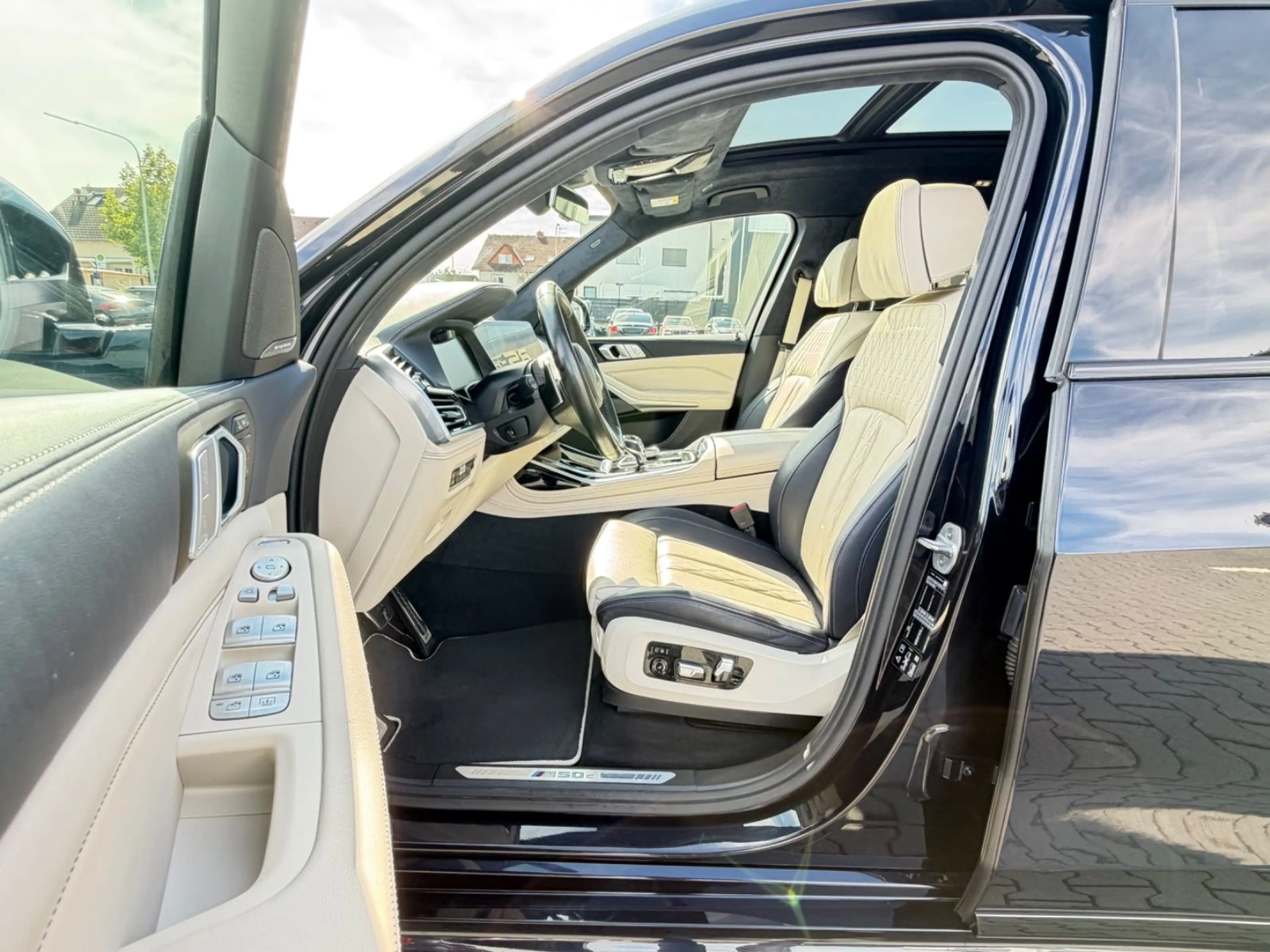 BMW X7 *M50xd*M-SPORTPAKET*3xTV*6xSITZER*ACC*HUD*360 — photo 9
