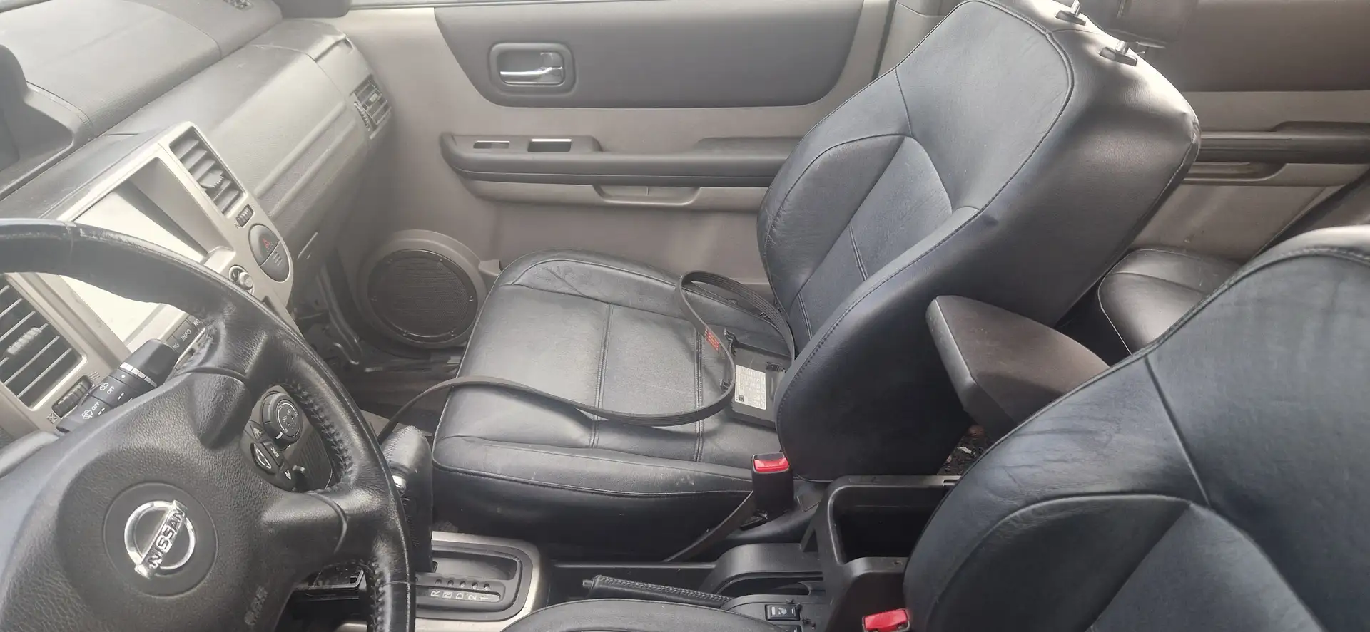 Nissan X-Trail X-Trail 2.5 4x4 Aut. Elegance Noir - 2