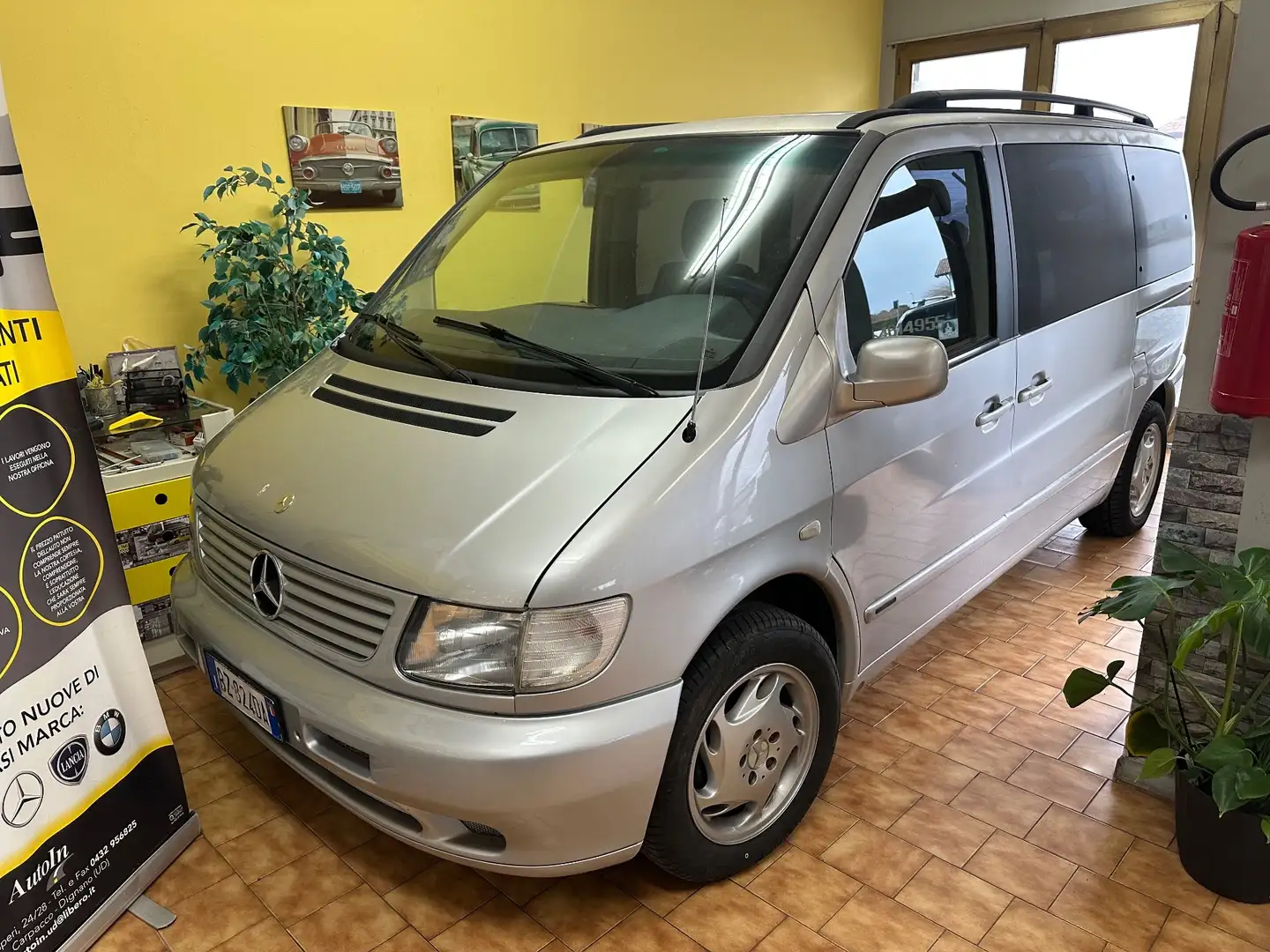 Mercedes-Benz V V 220 CDI cat Fashion Grau - 2