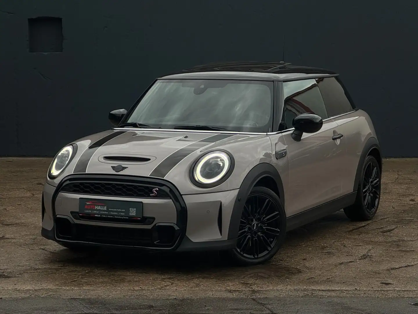 MINI Cooper S Classic Trim H&K Pano Leder CAM ACC Grau - 1