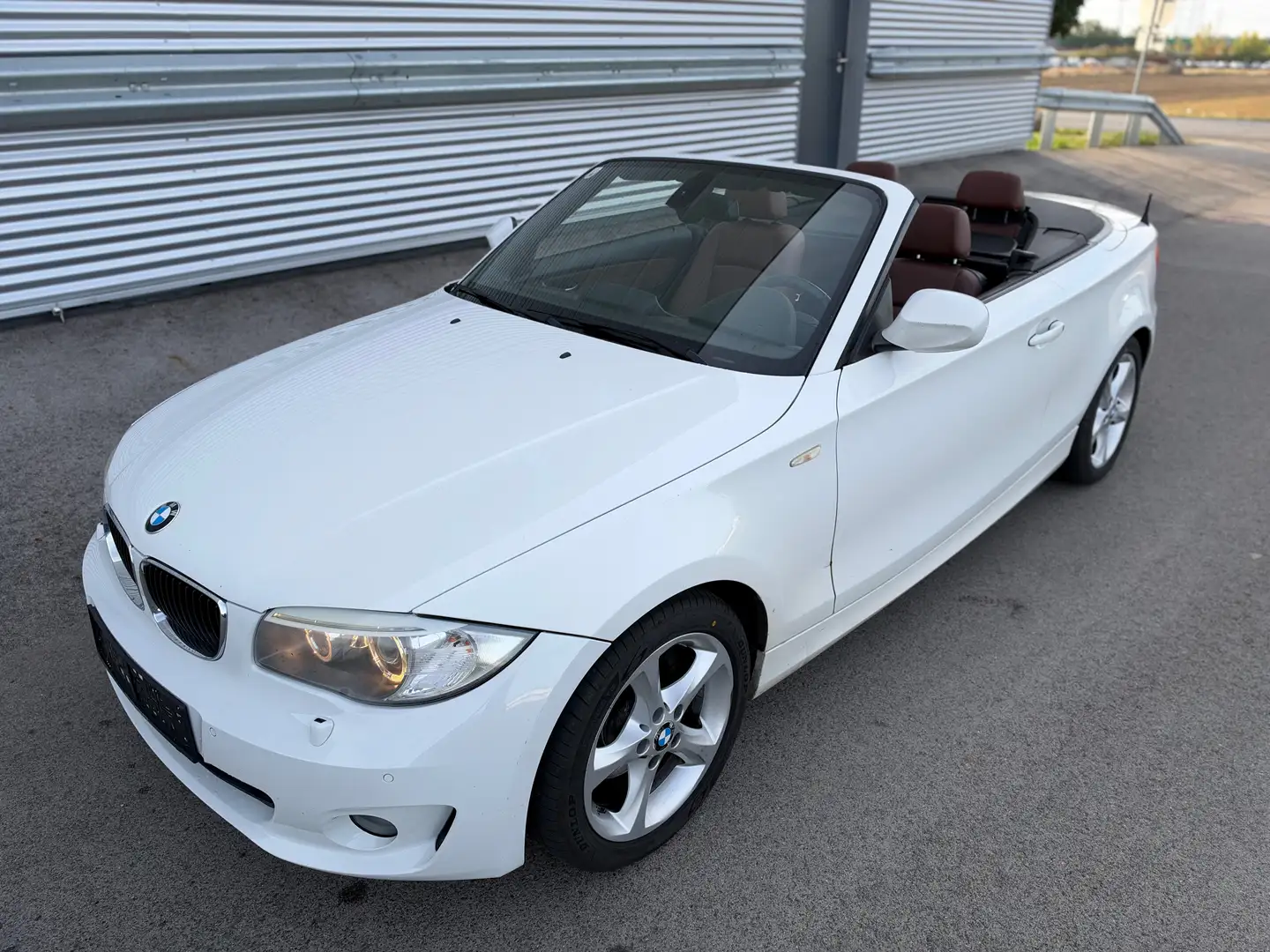 BMW 120 d Cabrio ID:82 Weiß - 1