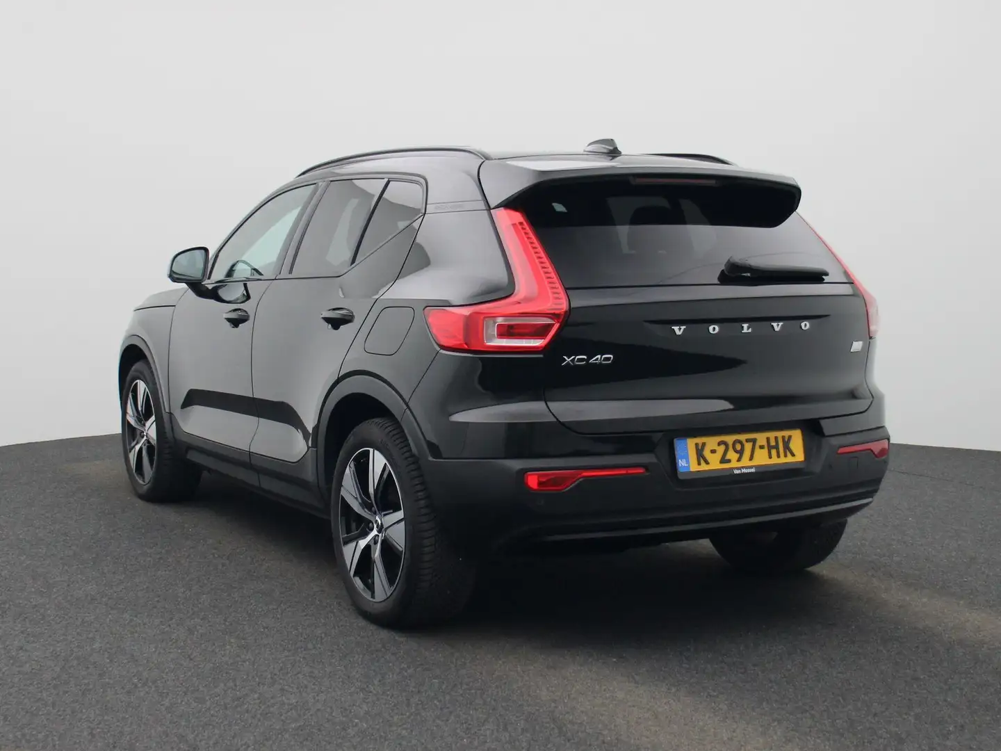 Volvo XC40 Recharge P8 AWD R-Design | Lederen Bekleding | Cam Noir - 2